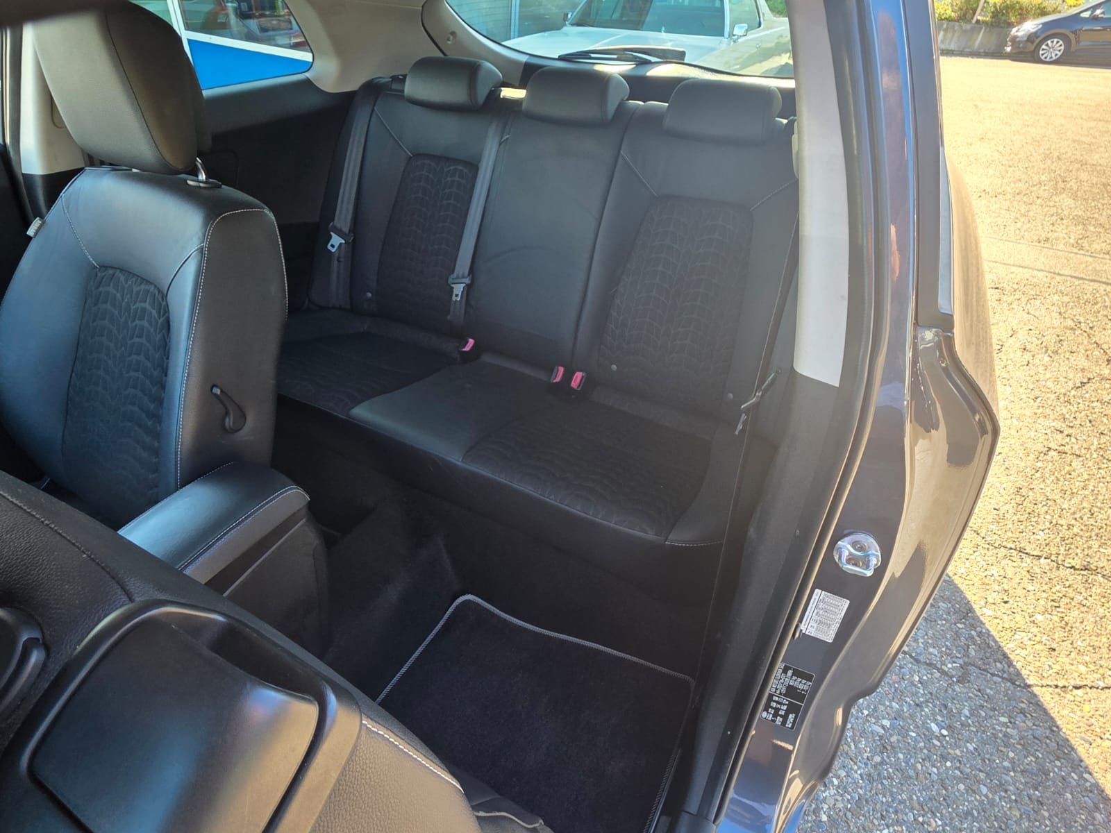 KIA Pro_Cee'd 1.6 16V-image-12