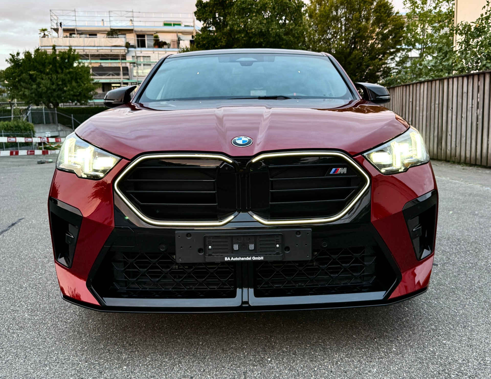 BMW X2 xDRIVE M35i M SPORT PRO*PANORAMADACH*EL. ANHÄNGERKUPPLUNG (VELO)*-showroom-element-2