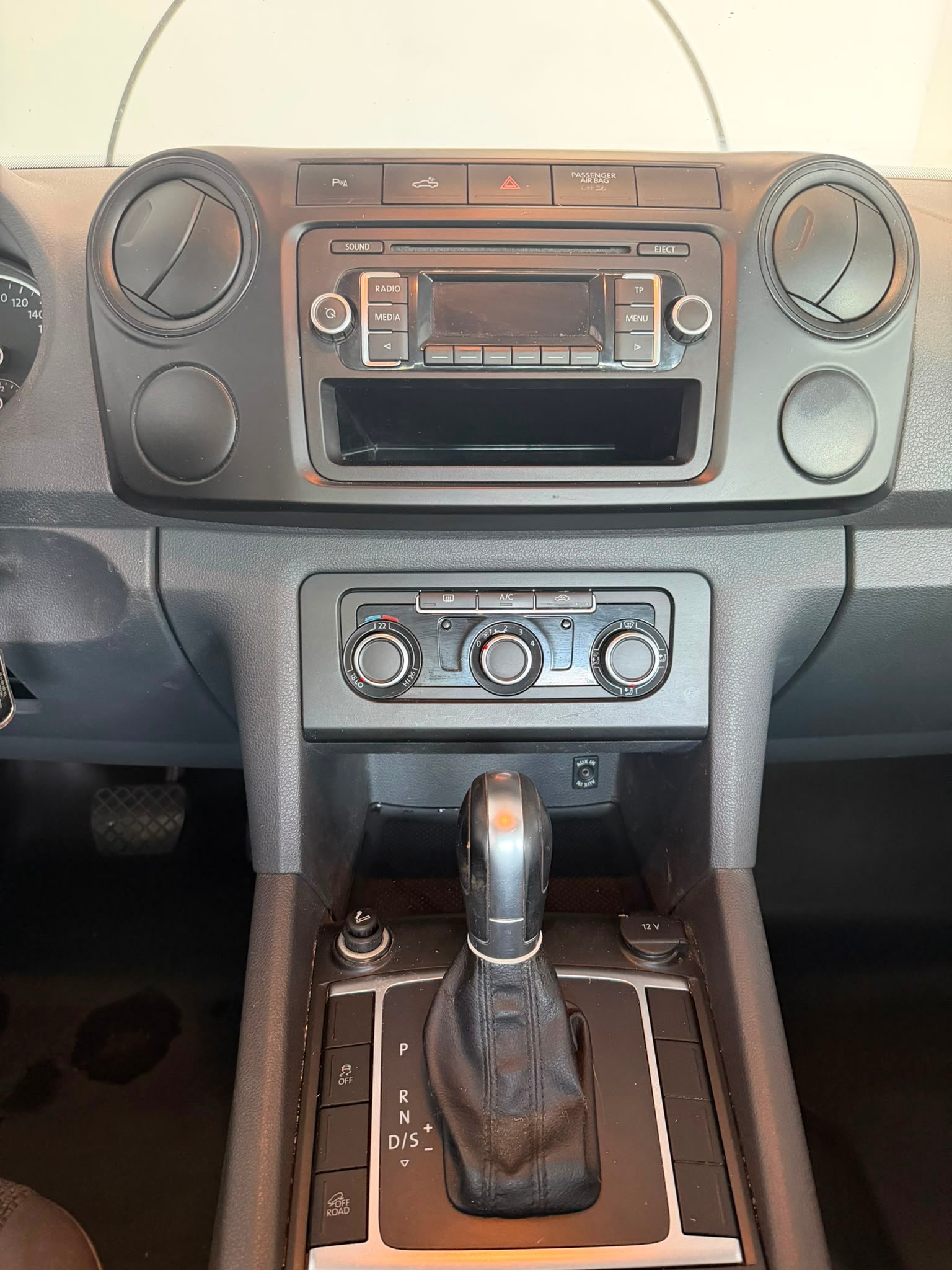 VW Amarok 2.0 BiTDI Highline 4Motion permanent A-image-10