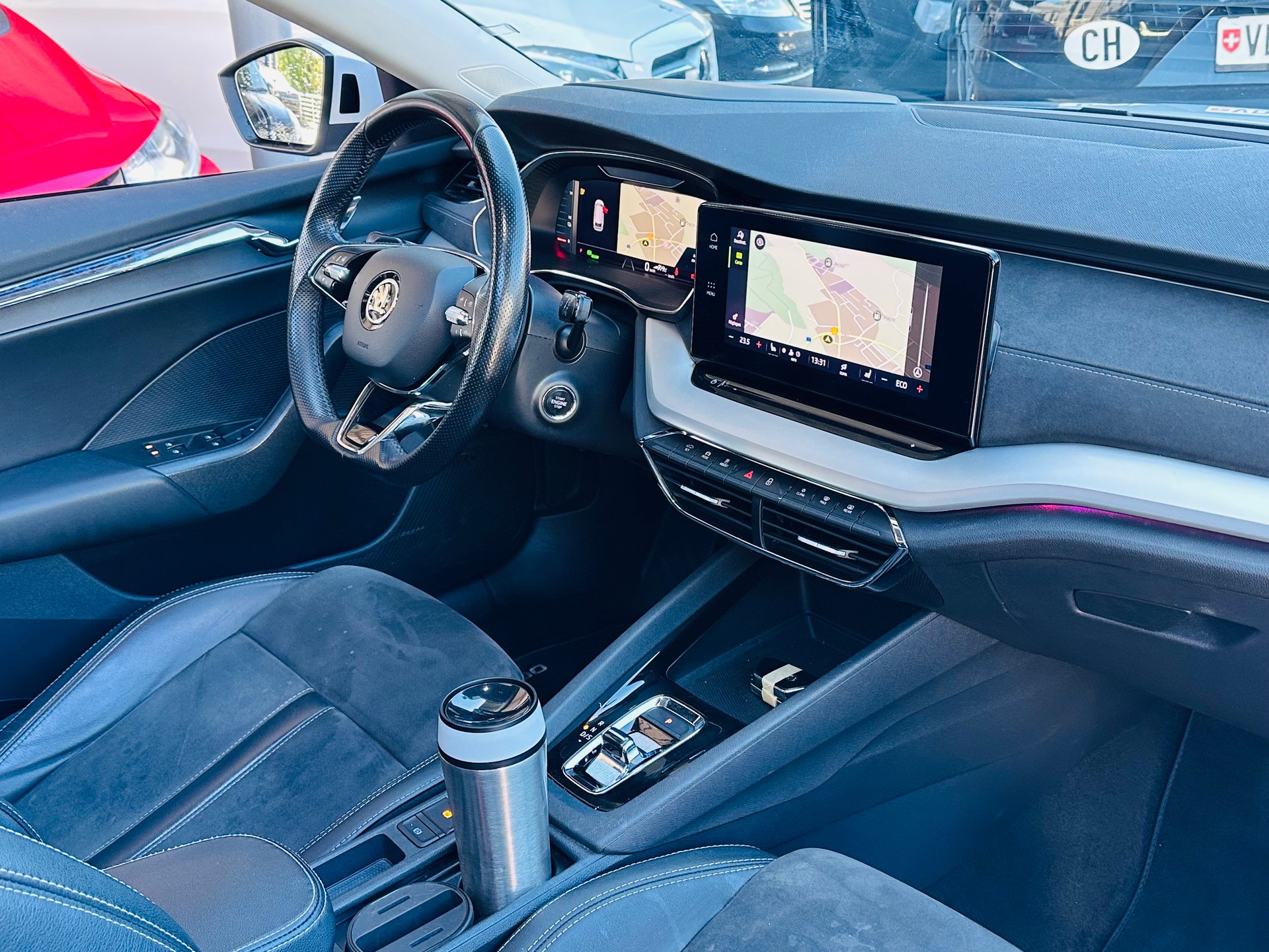 SKODA Octavia Combi 1.4 TSI PHEV DSG Style-image-12