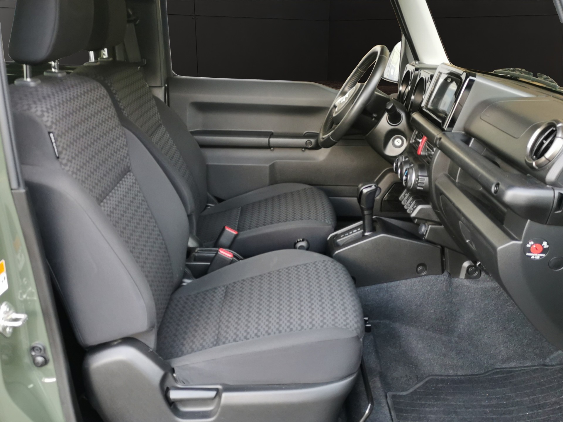 SUZUKI Jimny 1.5 Compact+ 4x4 AUT-image-13