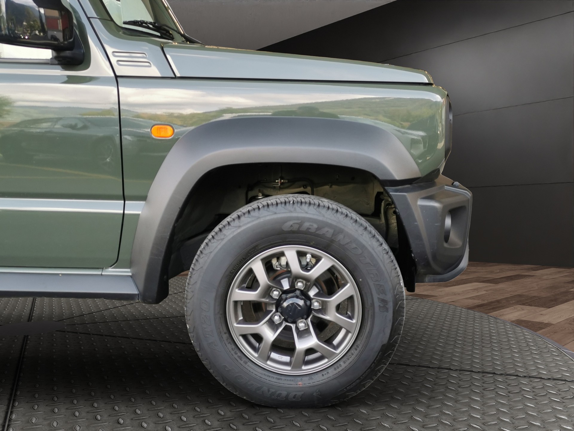 SUZUKI Jimny 1.5 Compact+ 4x4 AUT-showroom-element-3