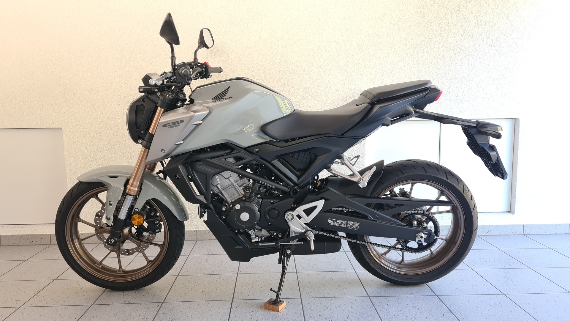 HONDA CB 125 R-image-3
