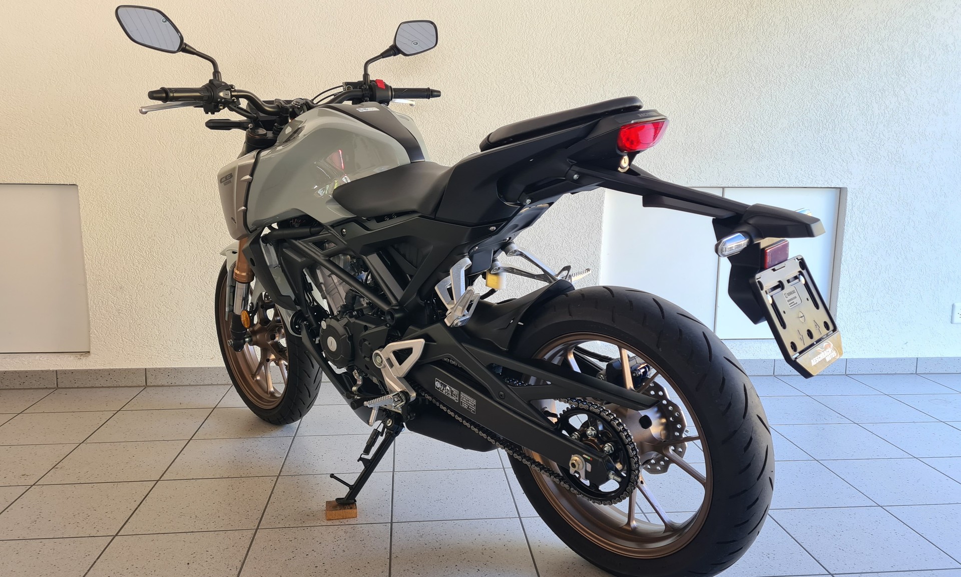 HONDA CB 125 R-image-4