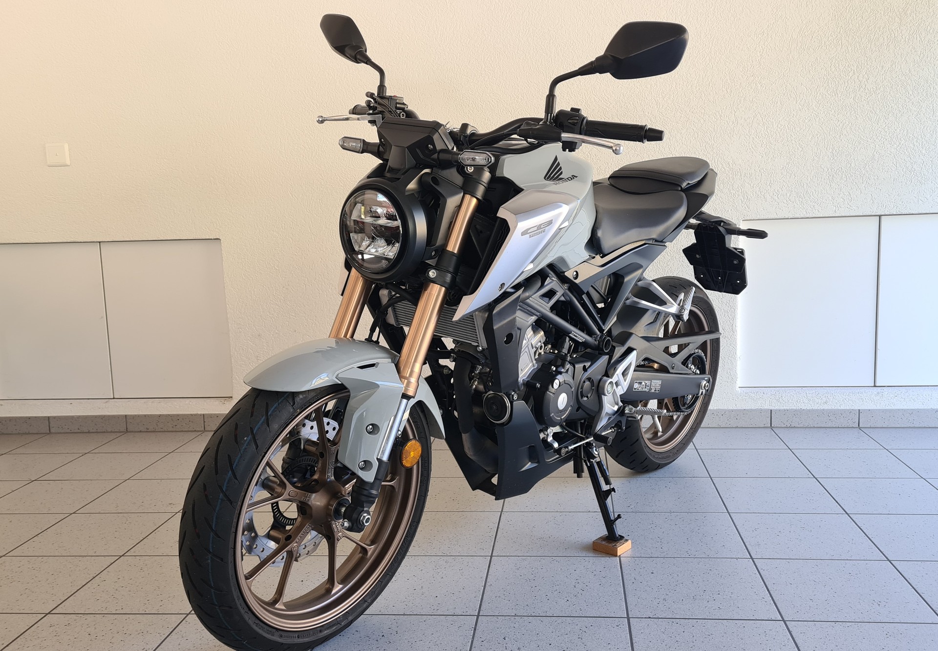 HONDA CB 125 R-image-2