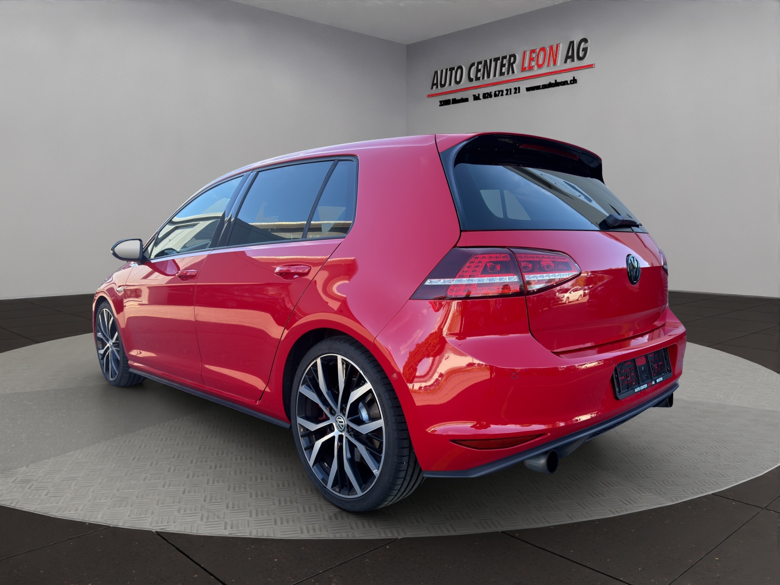 VW Golf 2.0 TSI GTI Performance-showroom-element-3