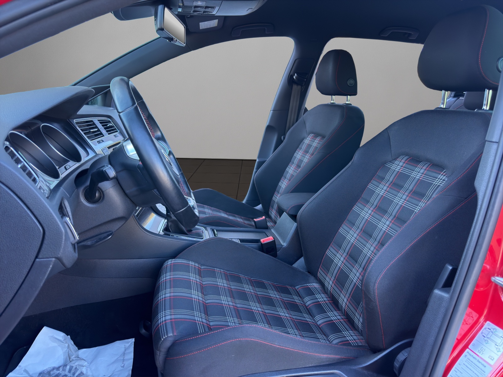 VW Golf 2.0 TSI GTI Performance-image-7