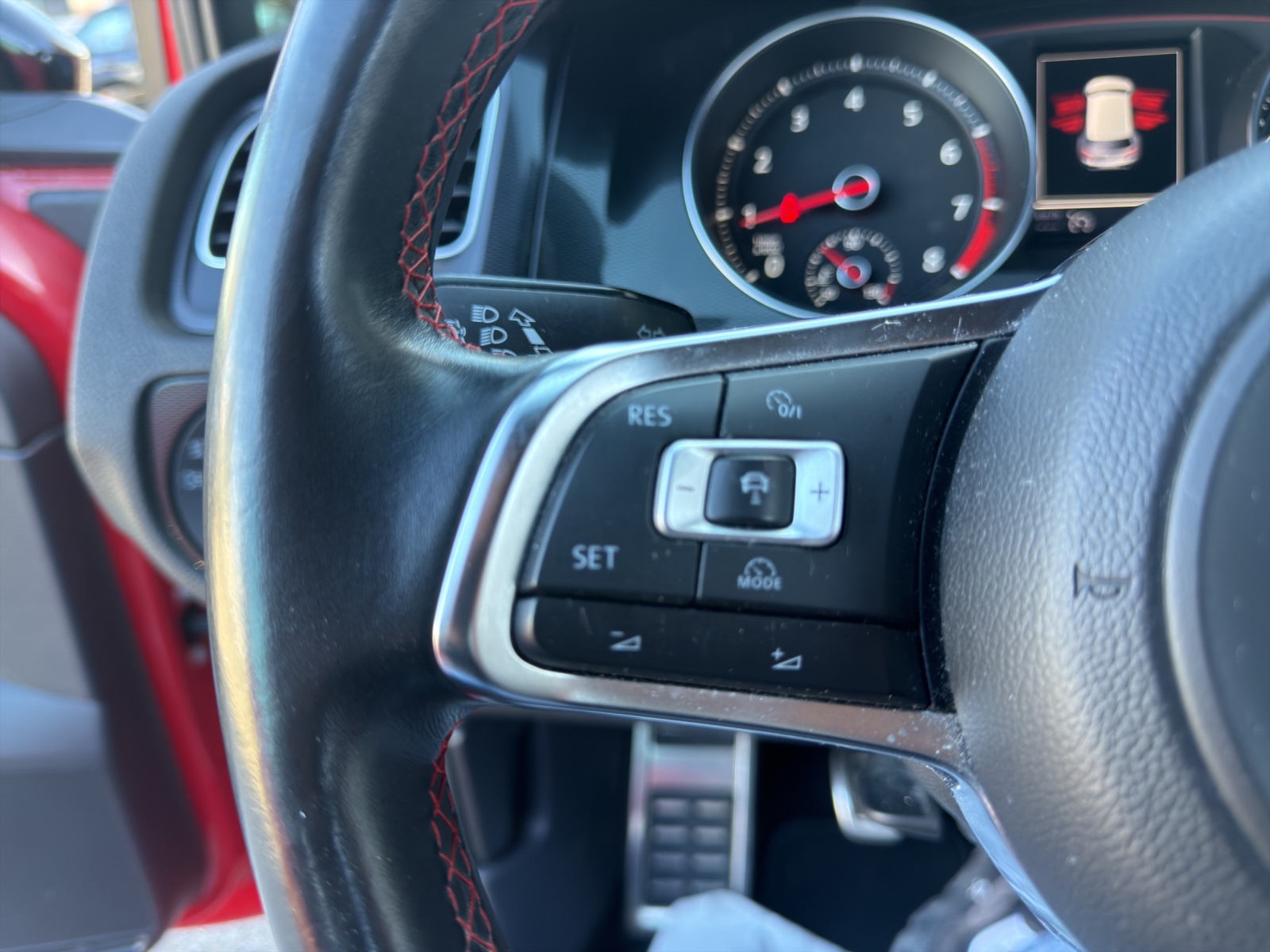 VW Golf 2.0 TSI GTI Performance-image-22