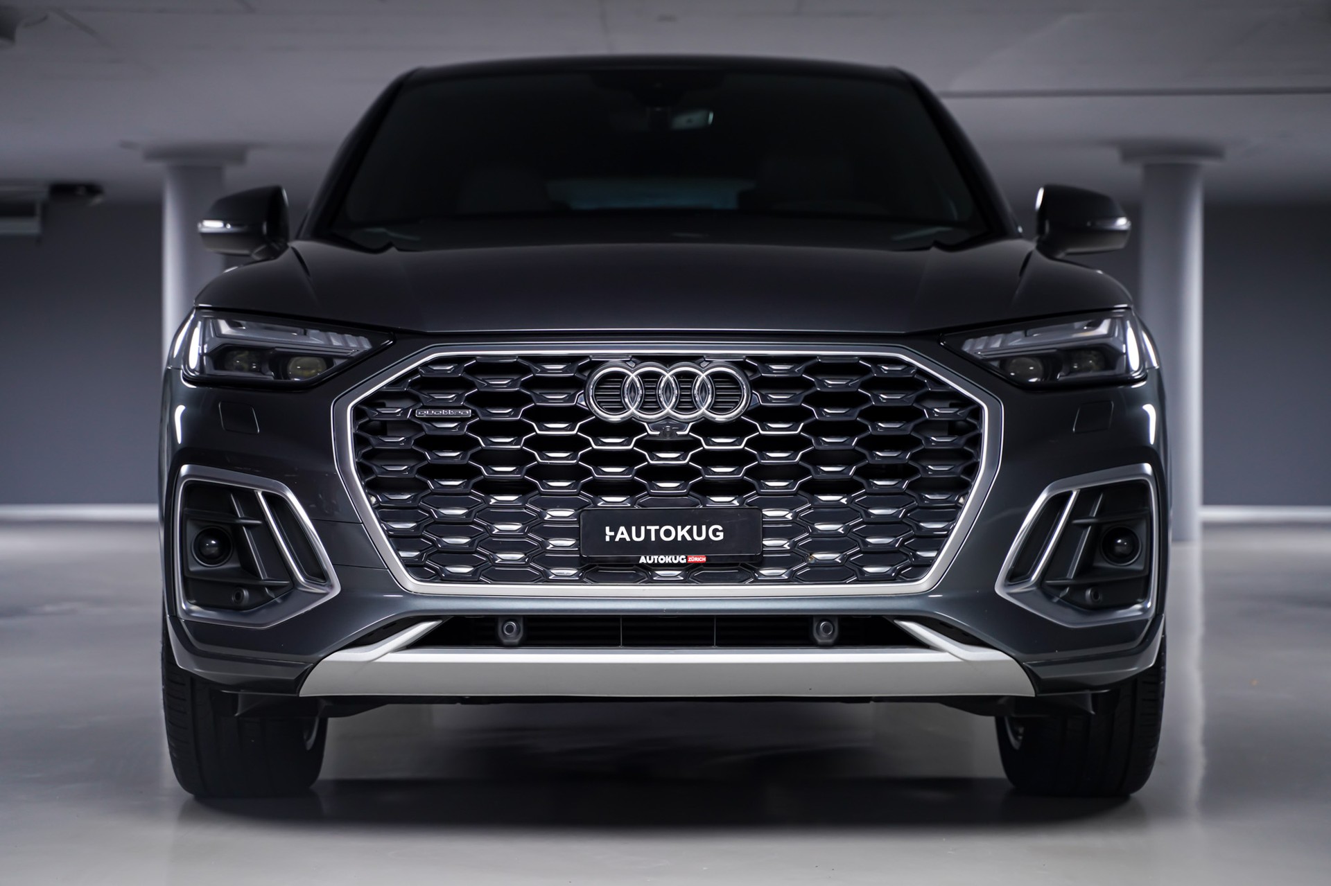 AUDI Q5 Sportback 40 TFSI S line quattro S-tronic-showroom-element-1