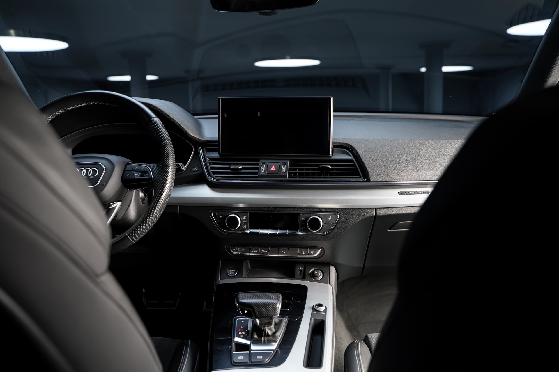 AUDI Q5 Sportback 40 TFSI S line quattro S-tronic-image-21
