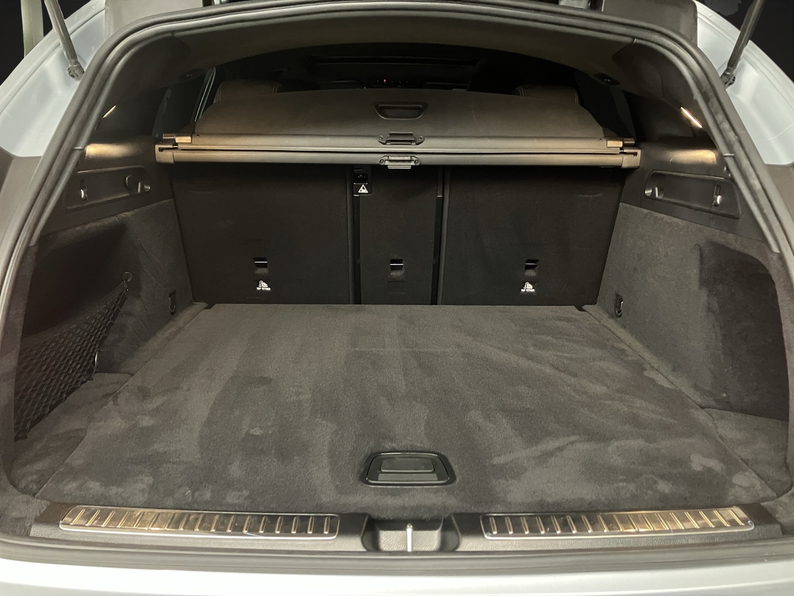 MERCEDES-BENZ EQC 400 4Matic-image-14