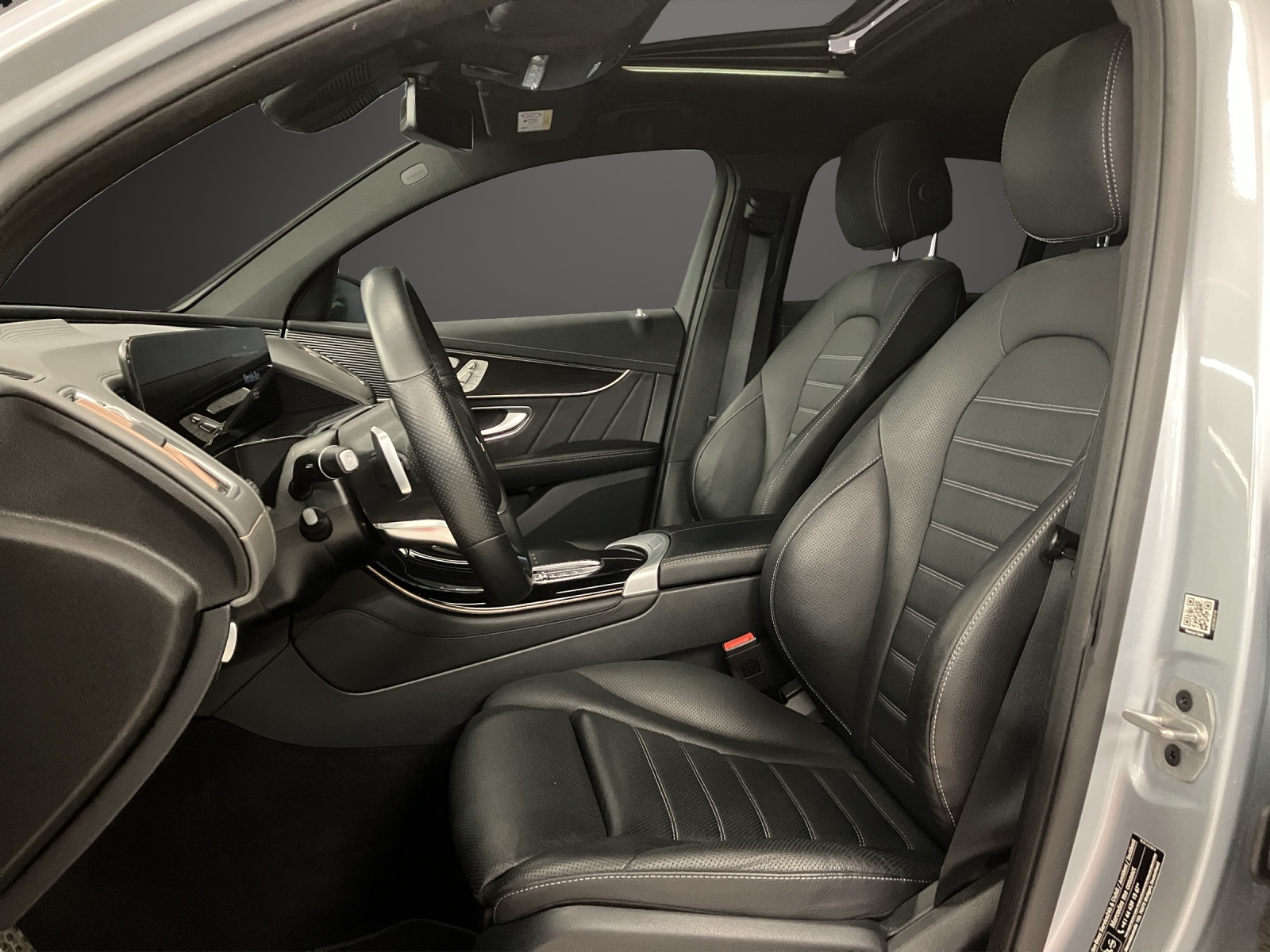 MERCEDES-BENZ EQC 400 4Matic-image-6