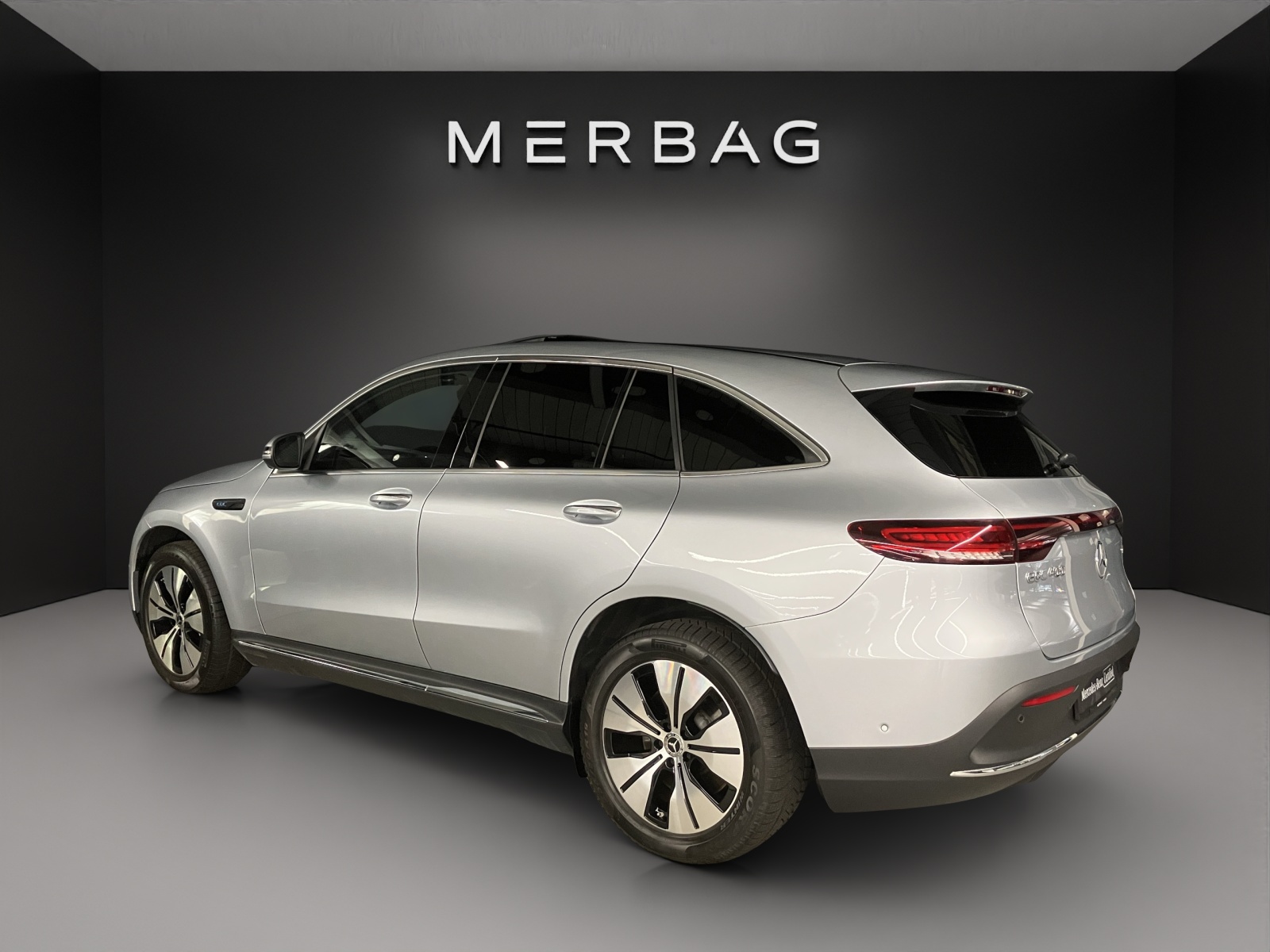 MERCEDES-BENZ EQC 400 4Matic-image-3