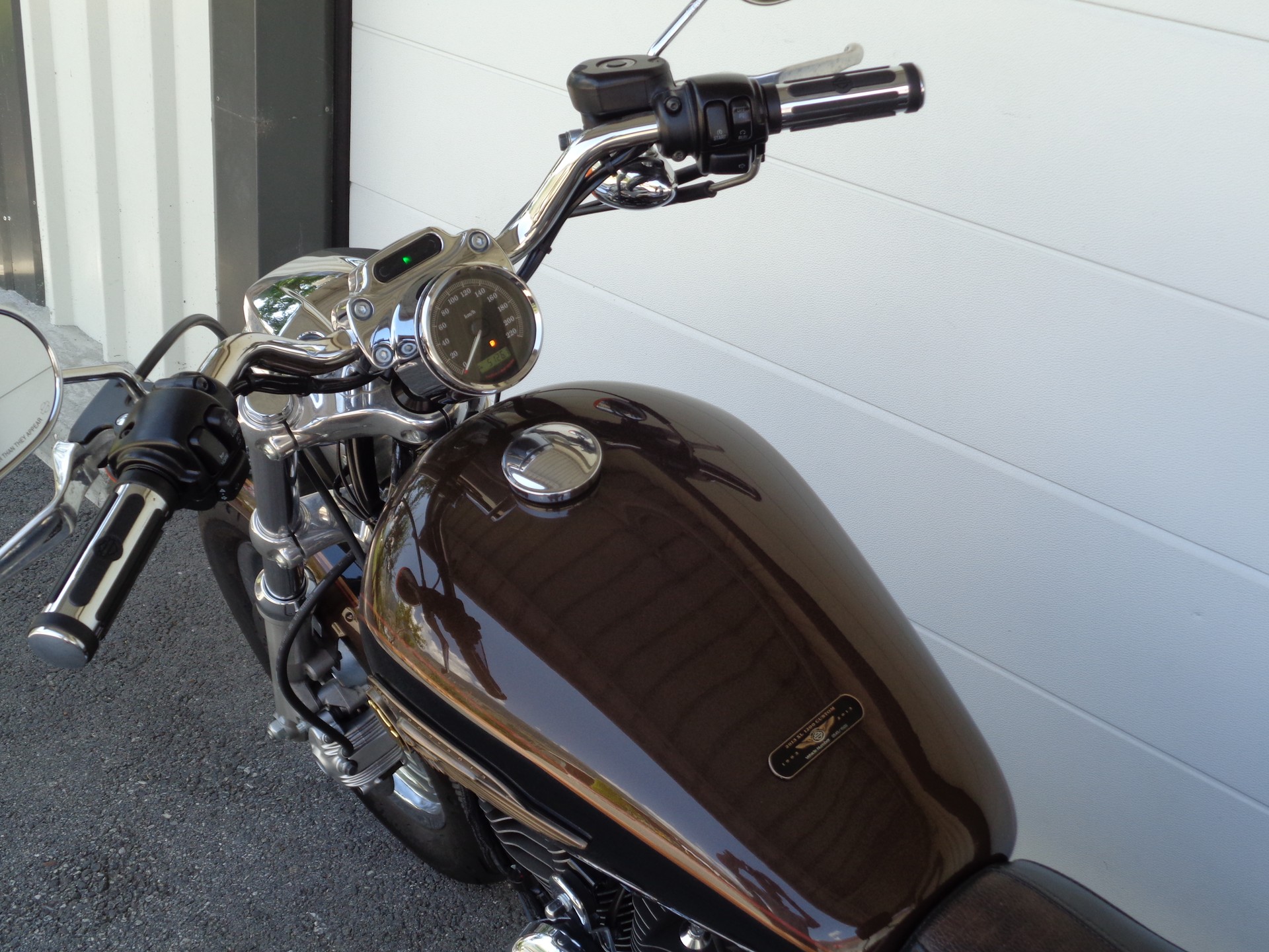 HARLEY-DAVIDSON XL 1200 C Custom Anniversary Sonder Edition-image-10