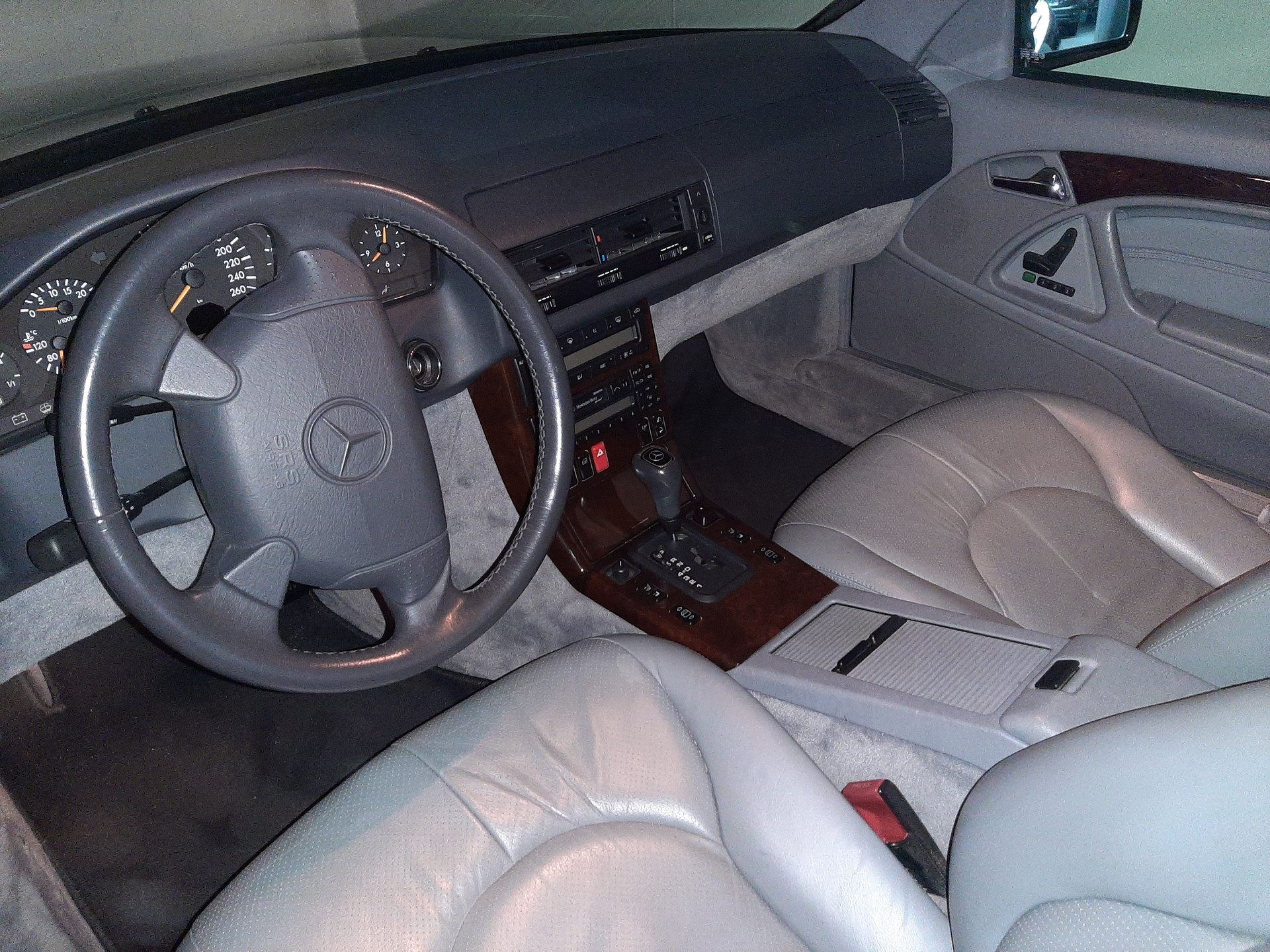 MERCEDES-BENZ SL 320 Automatic-image-4