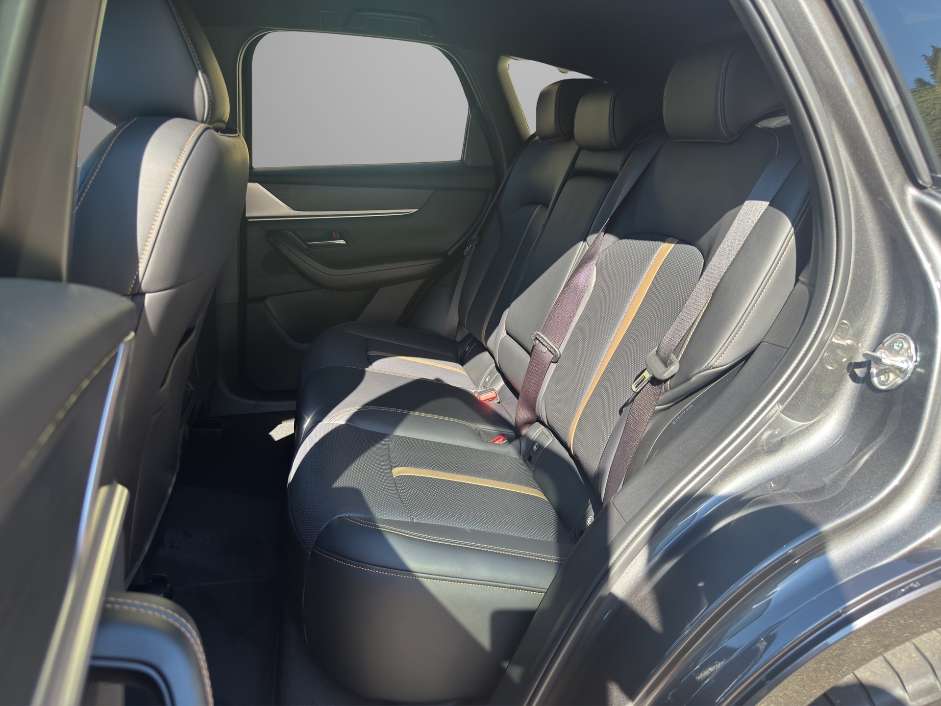 MAZDA CX-60 e-Skyactiv PHEV 327 AWD Homura-image-9