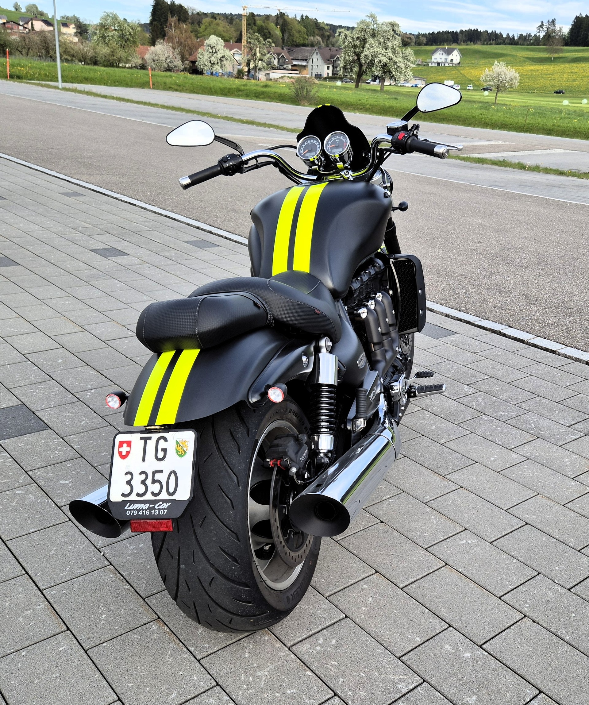 TRIUMPH Rocket III Roadster ABS / 148 PS und 221 Nm bei 2 750 U/min-image-8