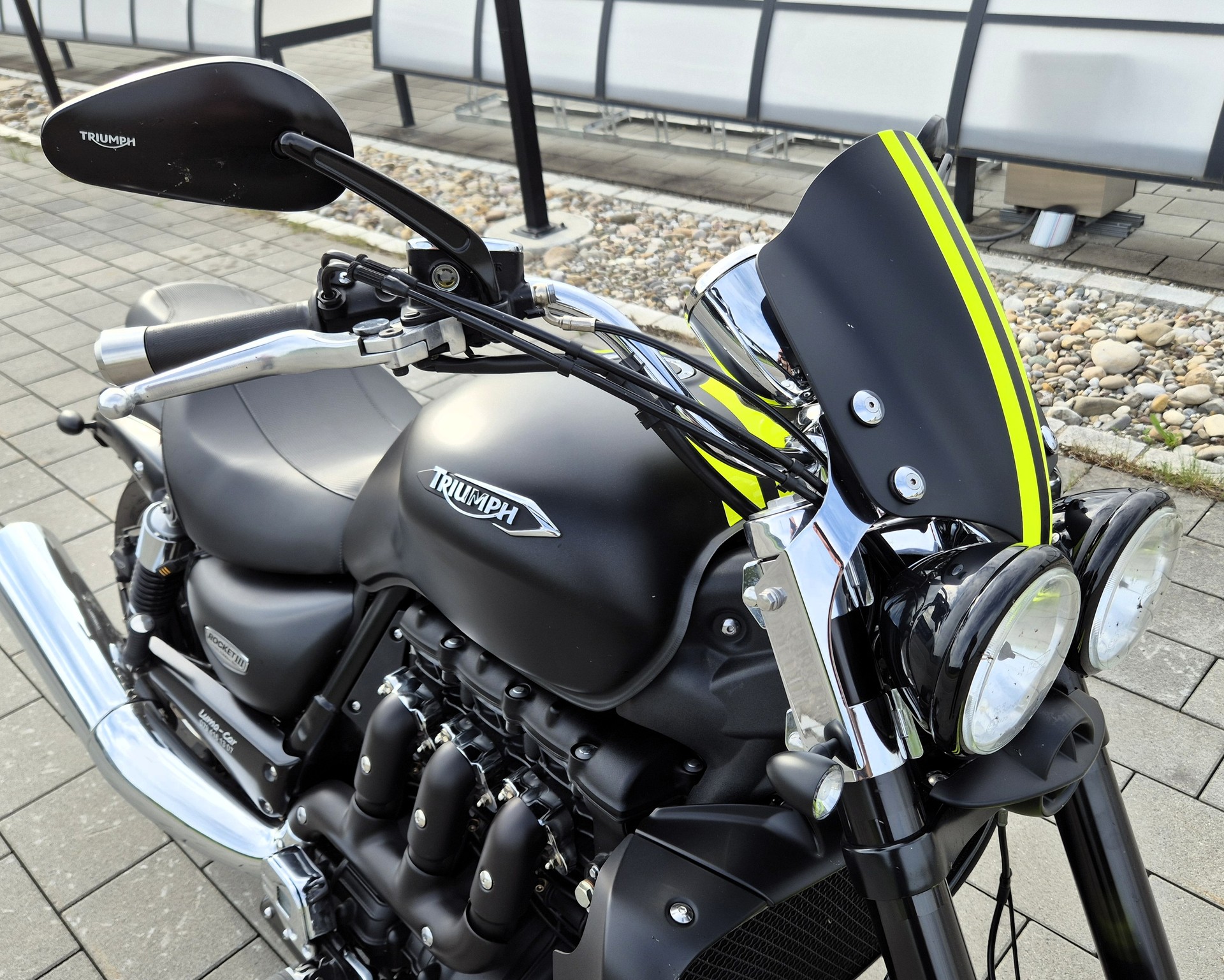 TRIUMPH Rocket III Roadster ABS / 148 PS und 221 Nm bei 2 750 U/min-image-15