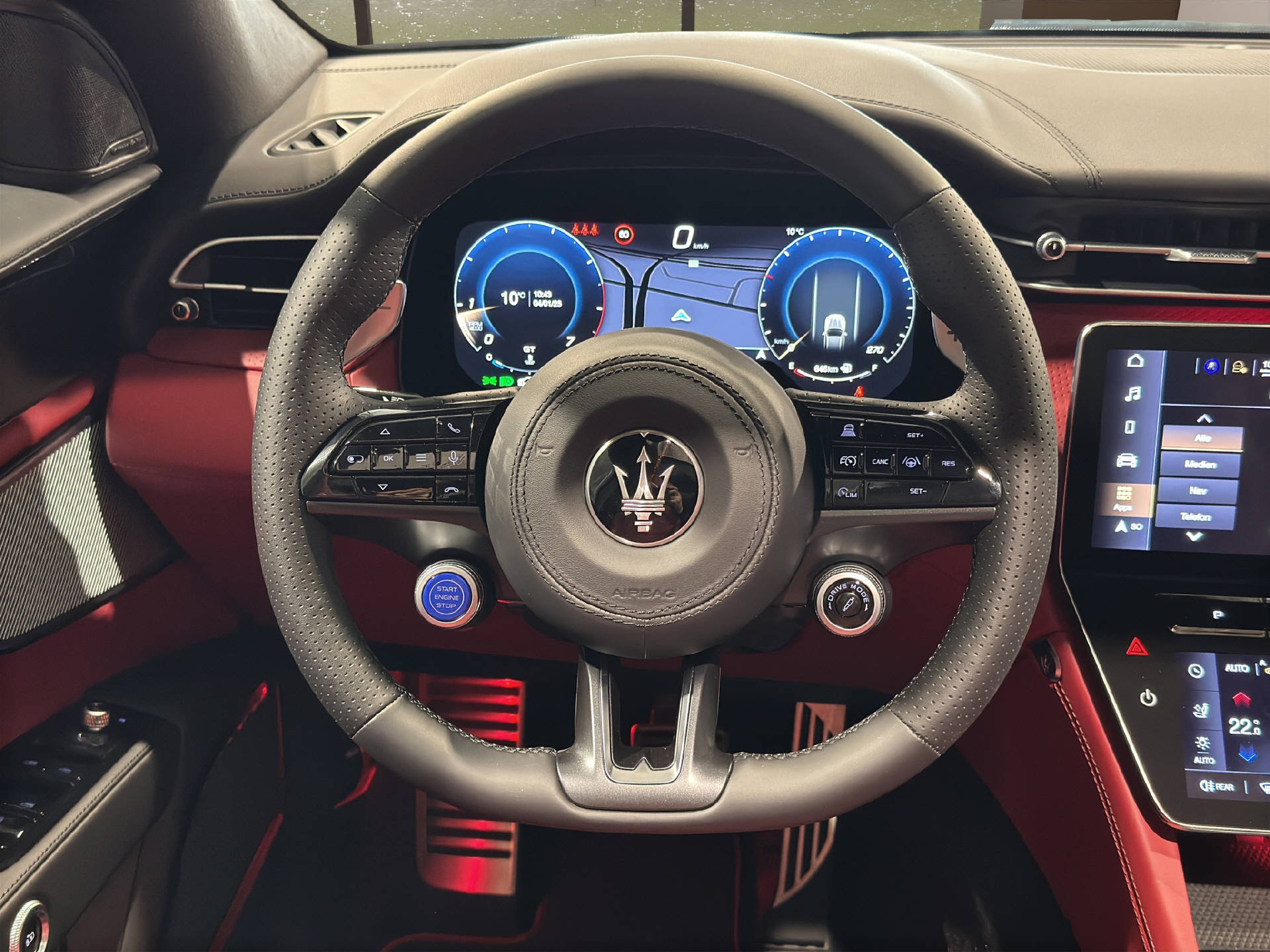 MASERATI Grecale 2.0 Hybrid Modena-image-9