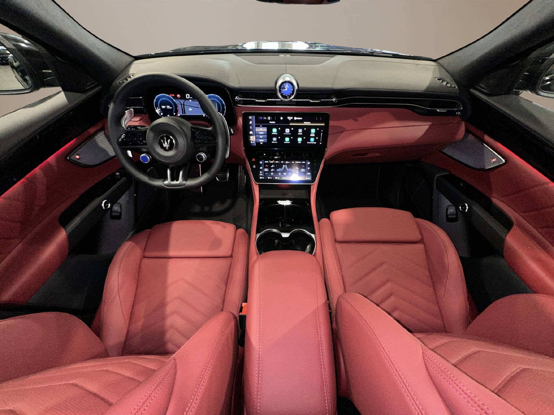 MASERATI Grecale 2.0 Hybrid Modena-image-12