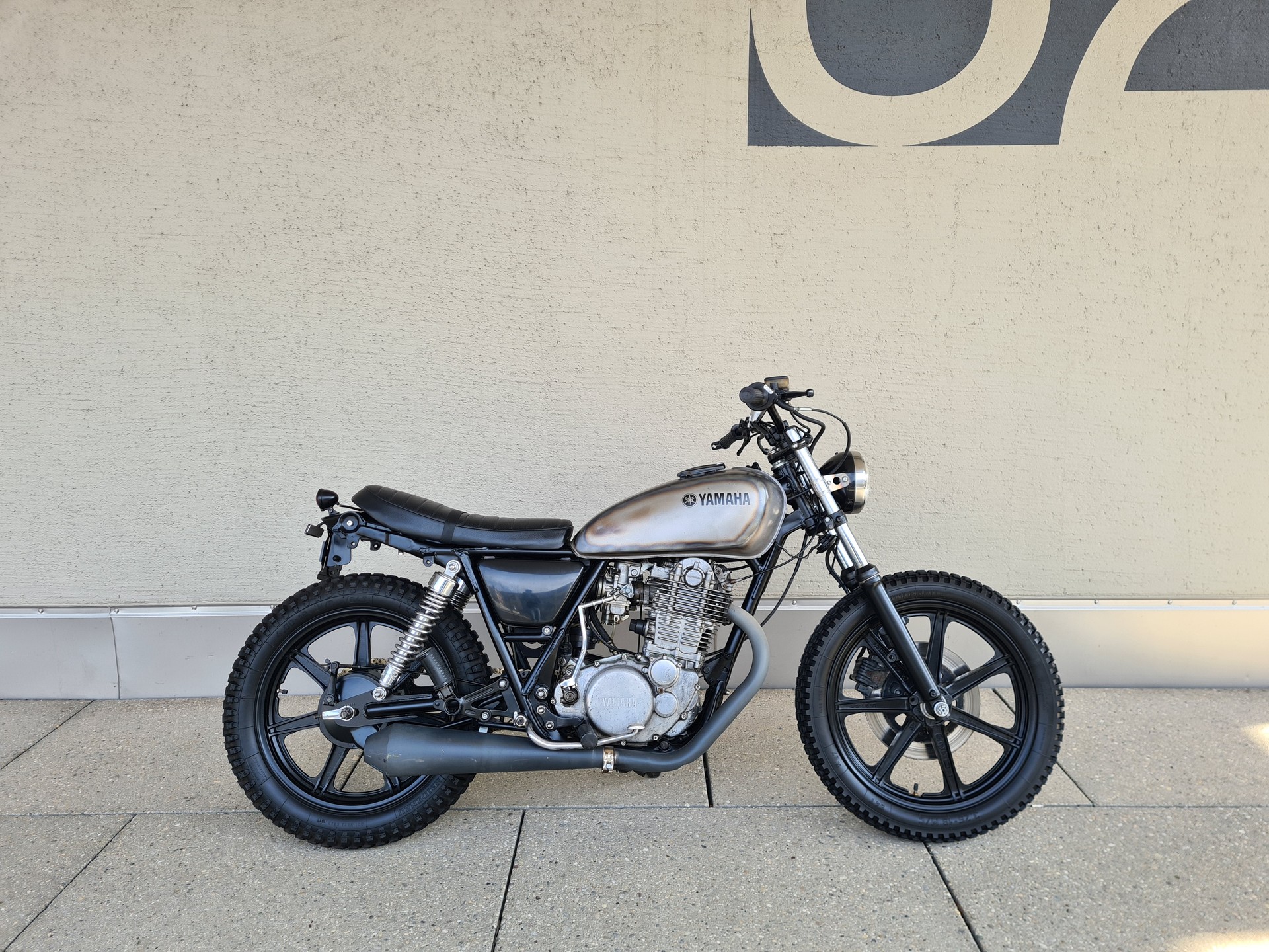 YAMAHA SR 500-image-0