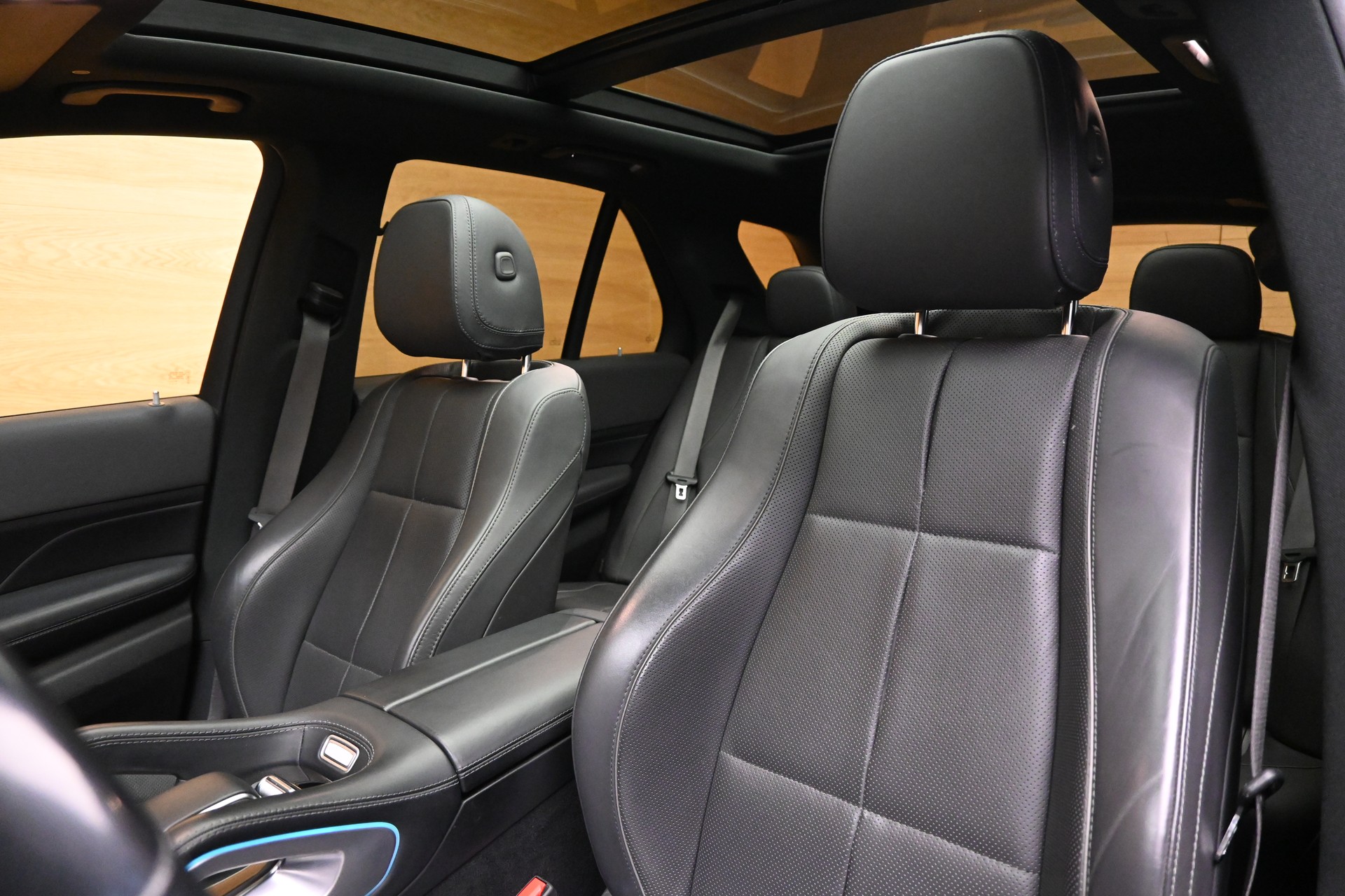 MERCEDES-BENZ GLE 580 4Matic AMG Line 9G-Tronic *AHK*-image-7