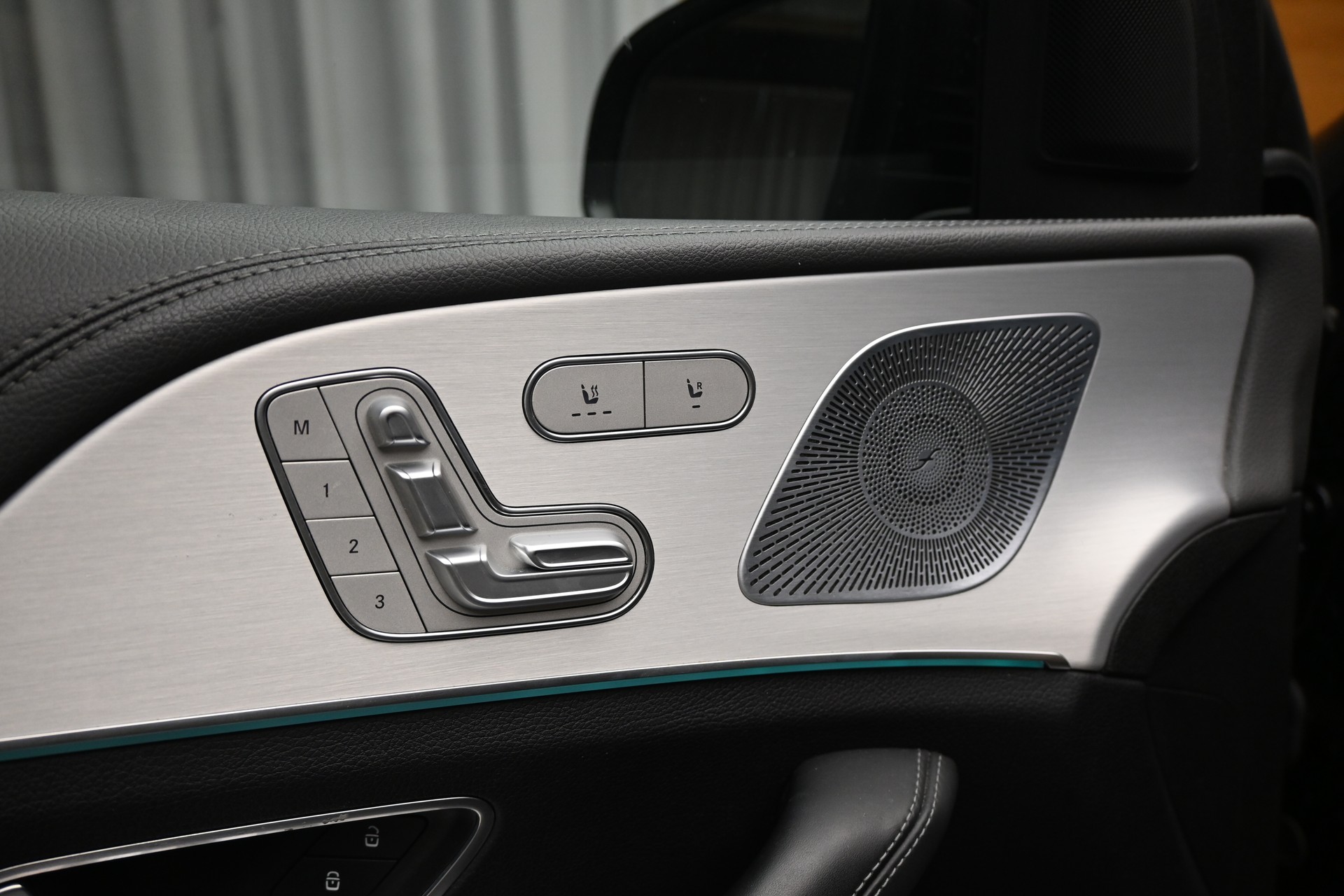 MERCEDES-BENZ GLE 580 4Matic AMG Line 9G-Tronic *AHK*-image-13