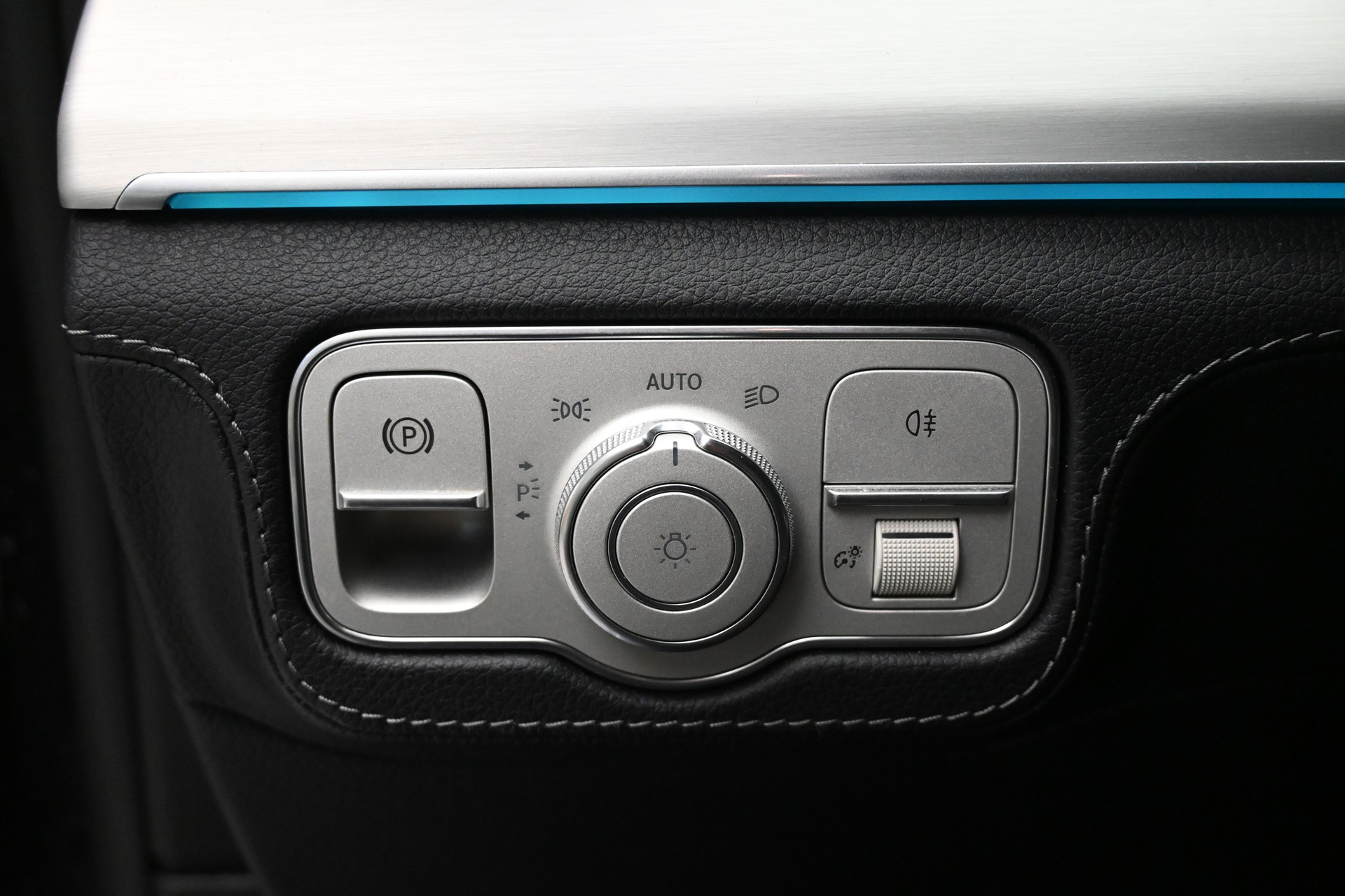 MERCEDES-BENZ GLE 580 4Matic AMG Line 9G-Tronic *AHK*-image-14