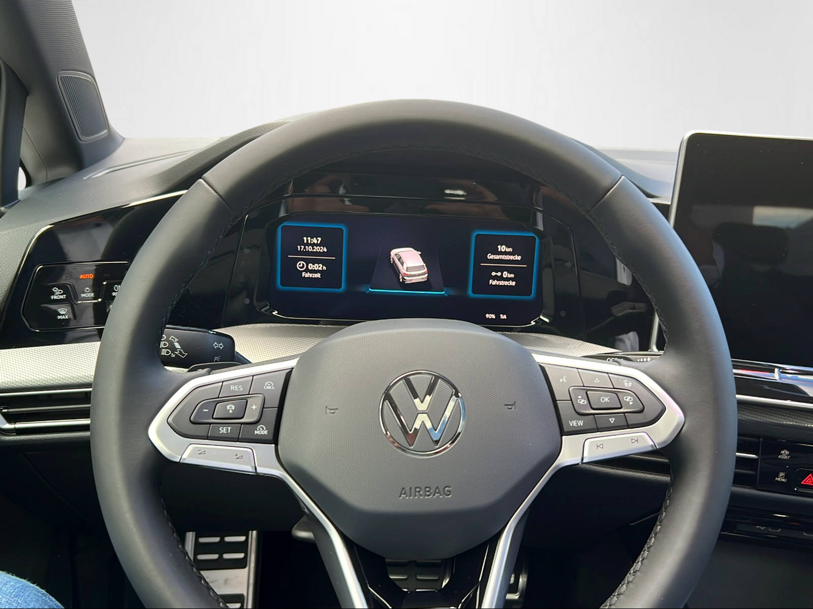 VW Golf VIII 1.5 TSI PHEV Edition 50 DSG-image-9