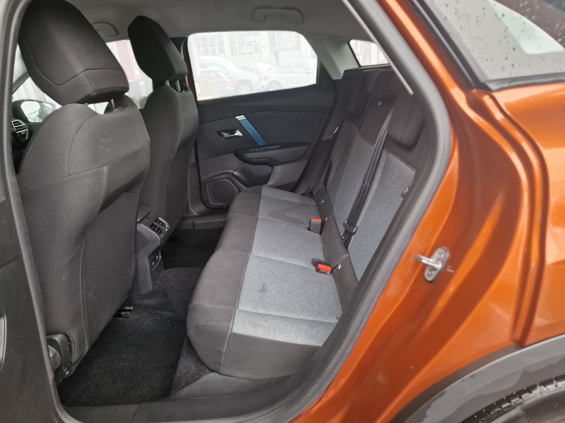 CITROEN C4 Electric Swiss Edition 8x Alu 24Mt Gara-image-12