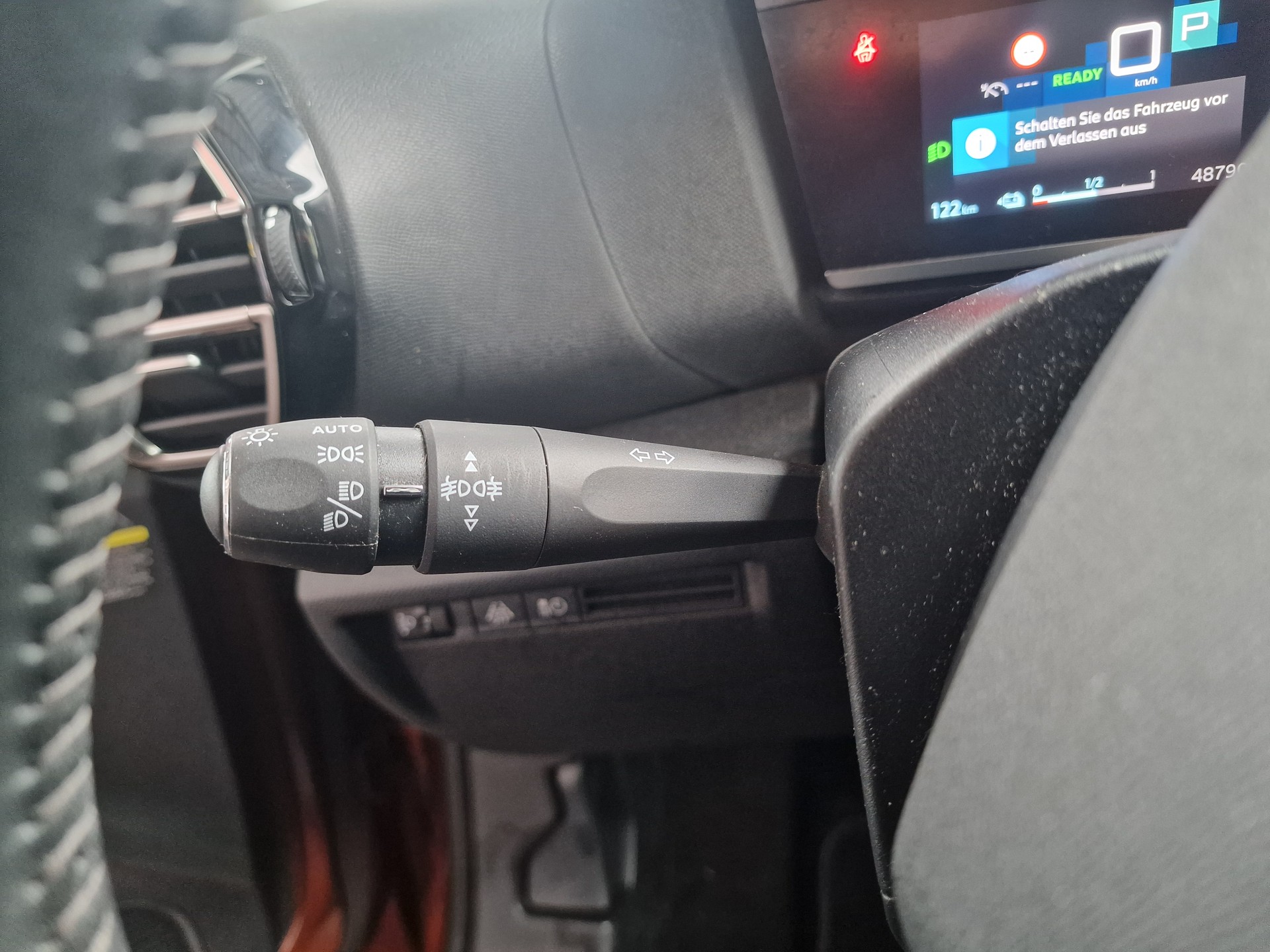 CITROEN C4 Electric Swiss Edition 8x Alu 24Mt Gara-image-16