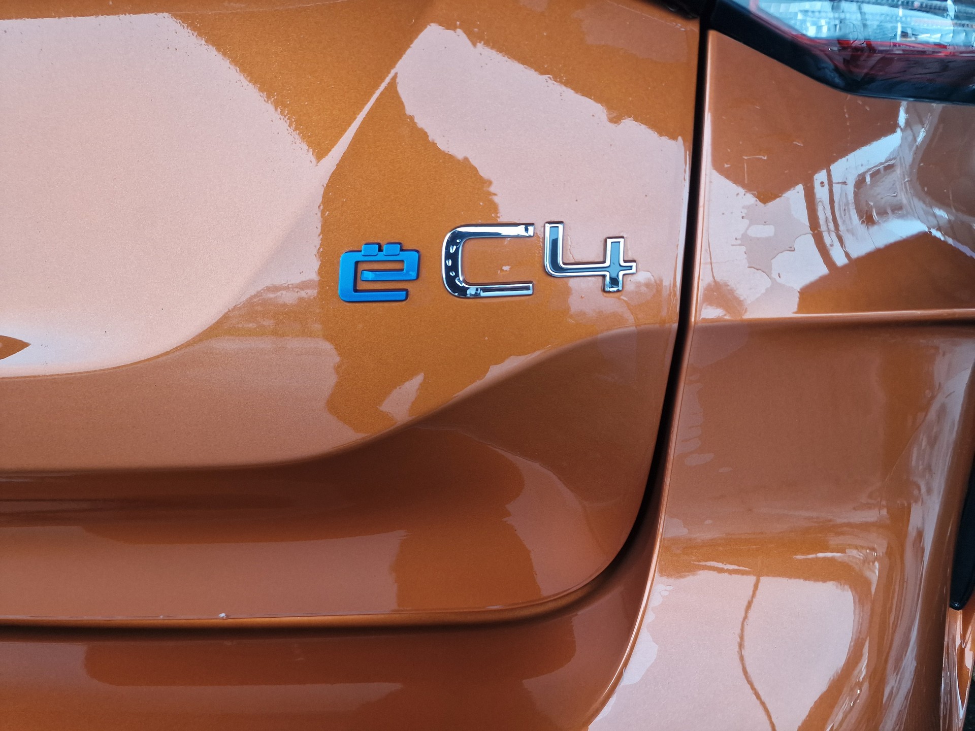 CITROEN C4 Electric Swiss Edition 8x Alu 24Mt Gara-image-7