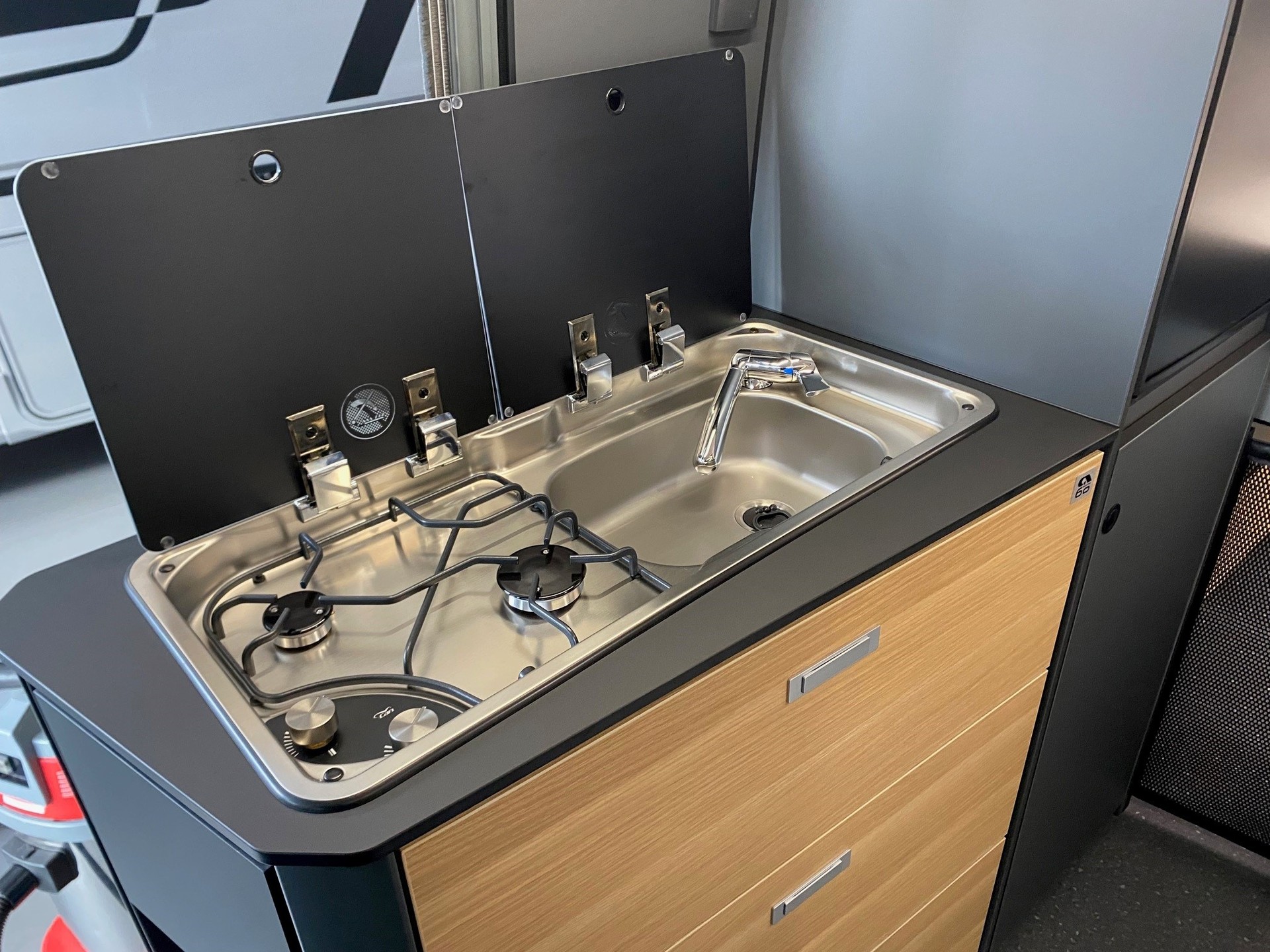 ADRIA TWIN 640 SGX 60Y DELUXE-image-7