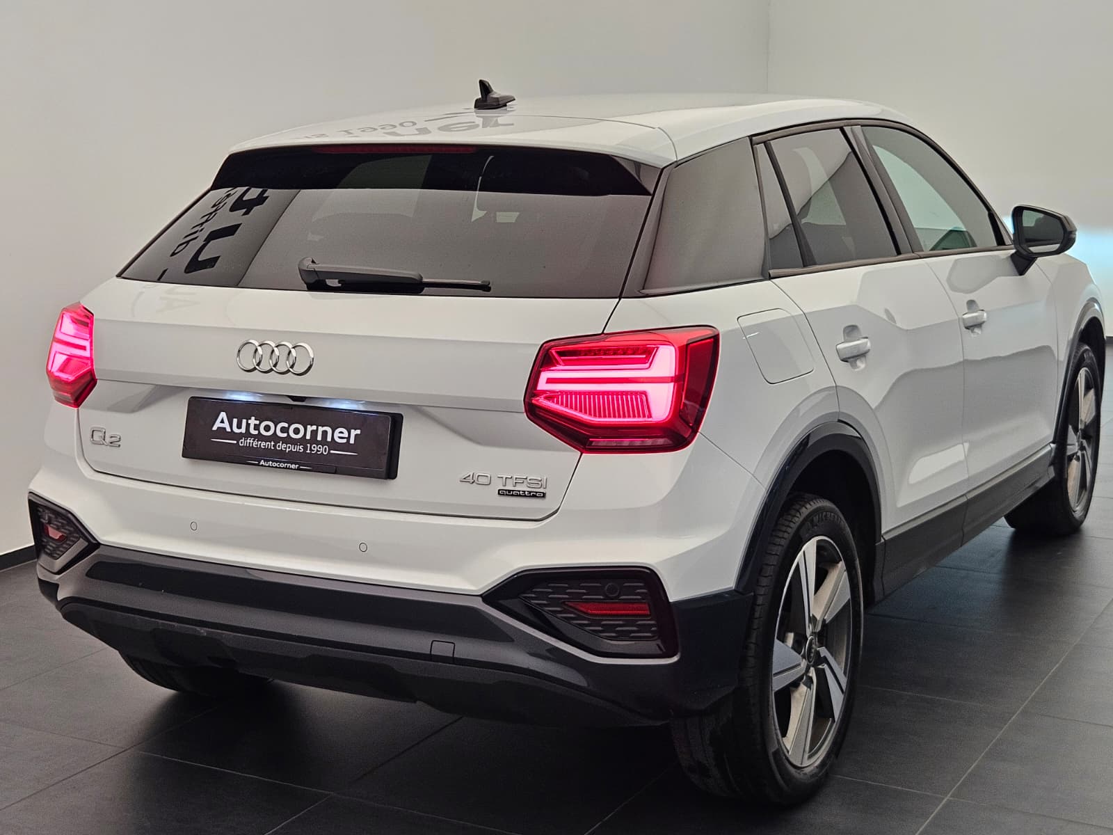 AUDI Q2 40 TFSI advanced Attraction quattro S-tronic-image-8