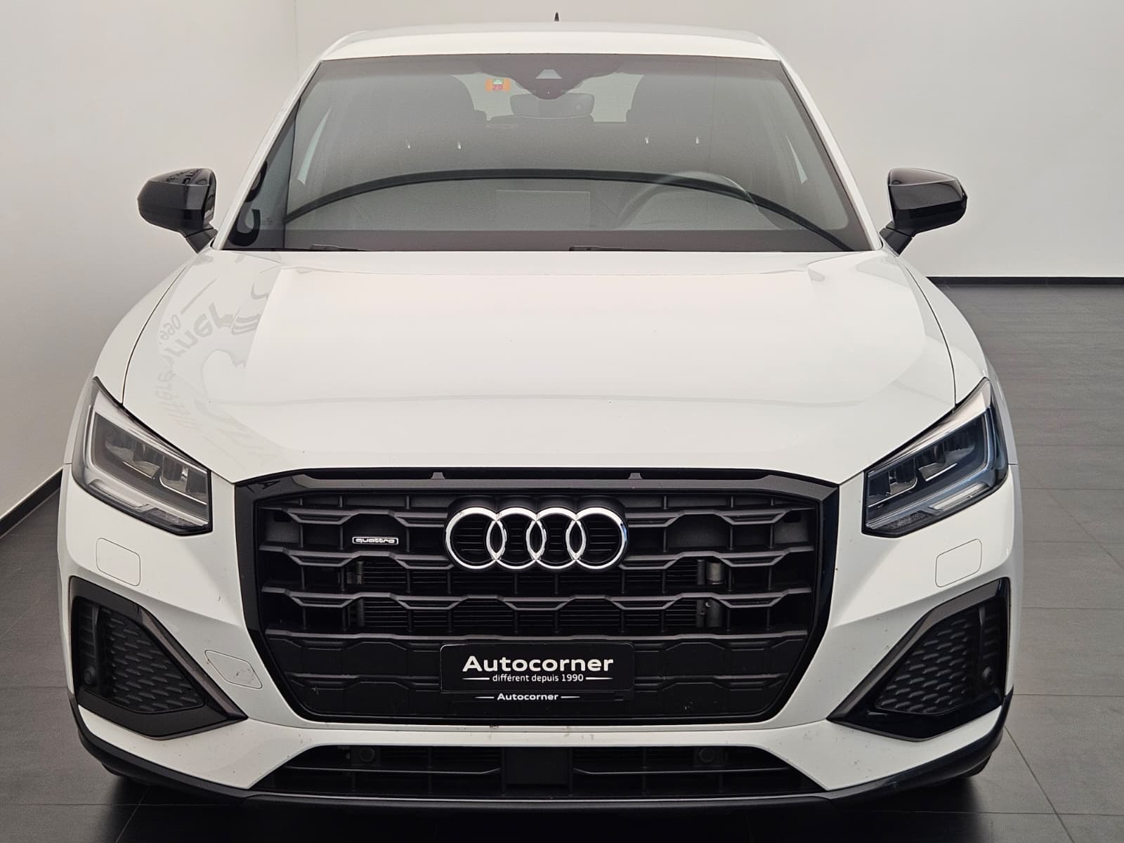 AUDI Q2 40 TFSI advanced Attraction quattro S-tronic-showroom-element-3