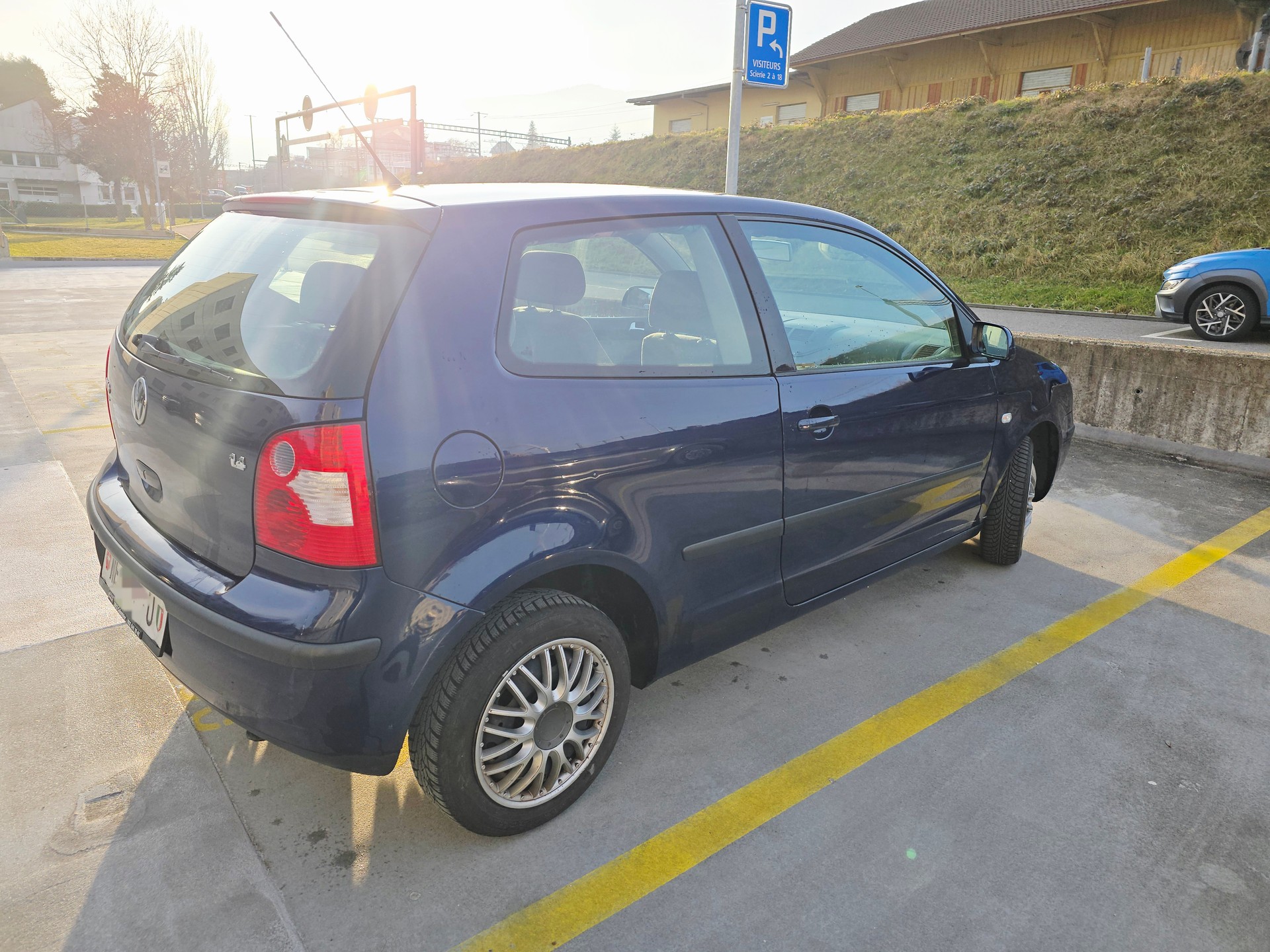 VW Polo 1.4 16V Comfortline-image-8