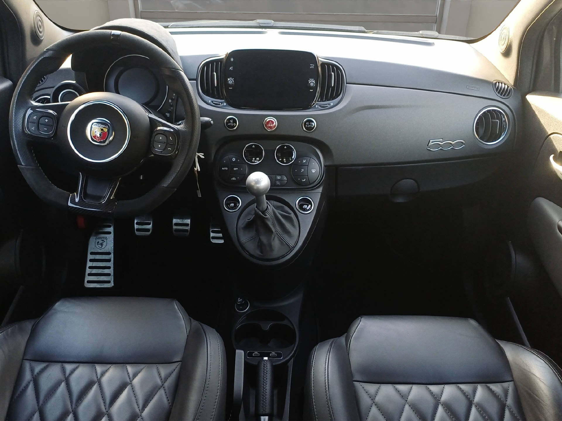 FIAT 595 Abarth 1.4 T-Jet 180 Competizione-image-12