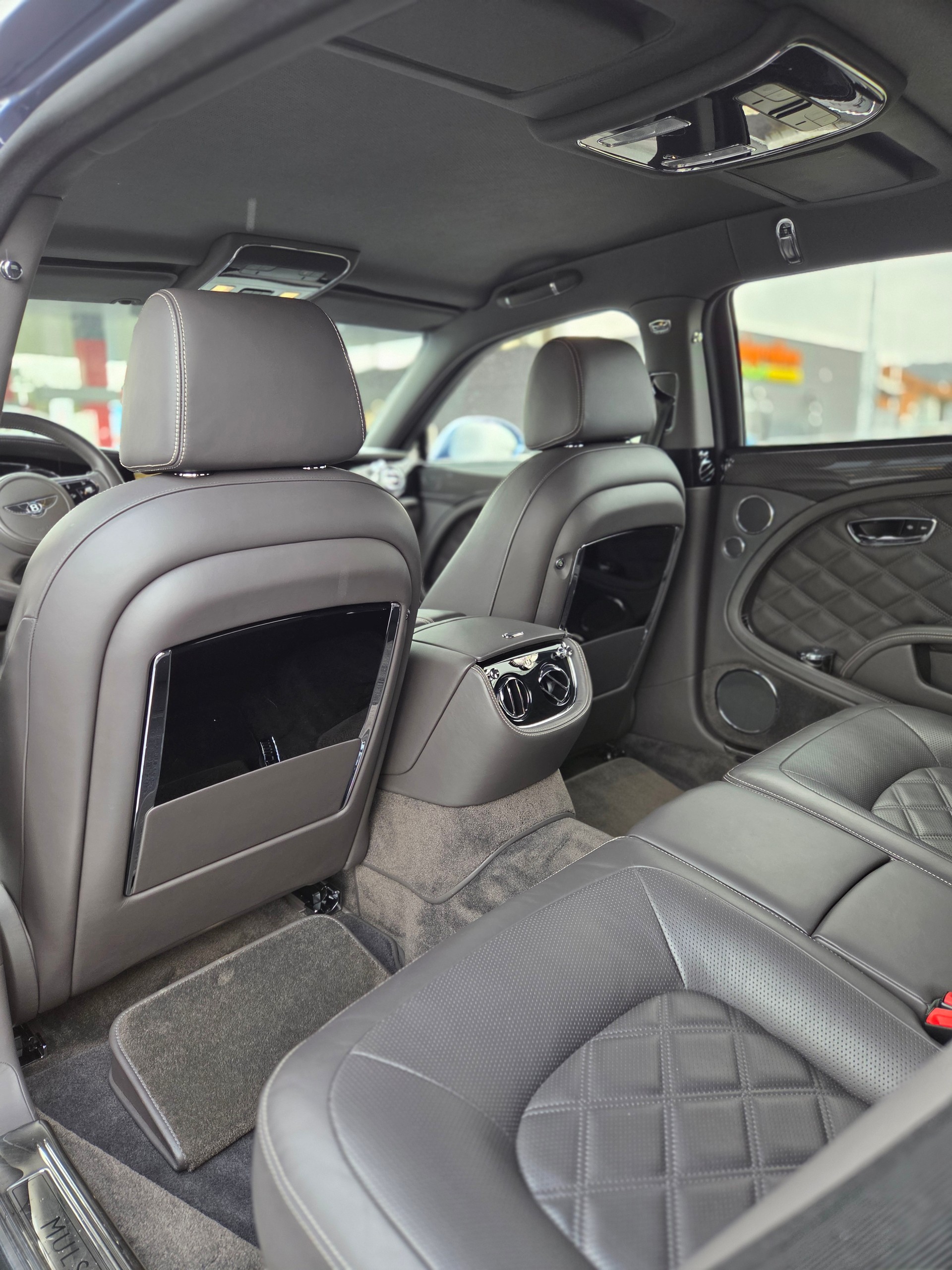 BENTLEY Mulsanne Speed-image-10