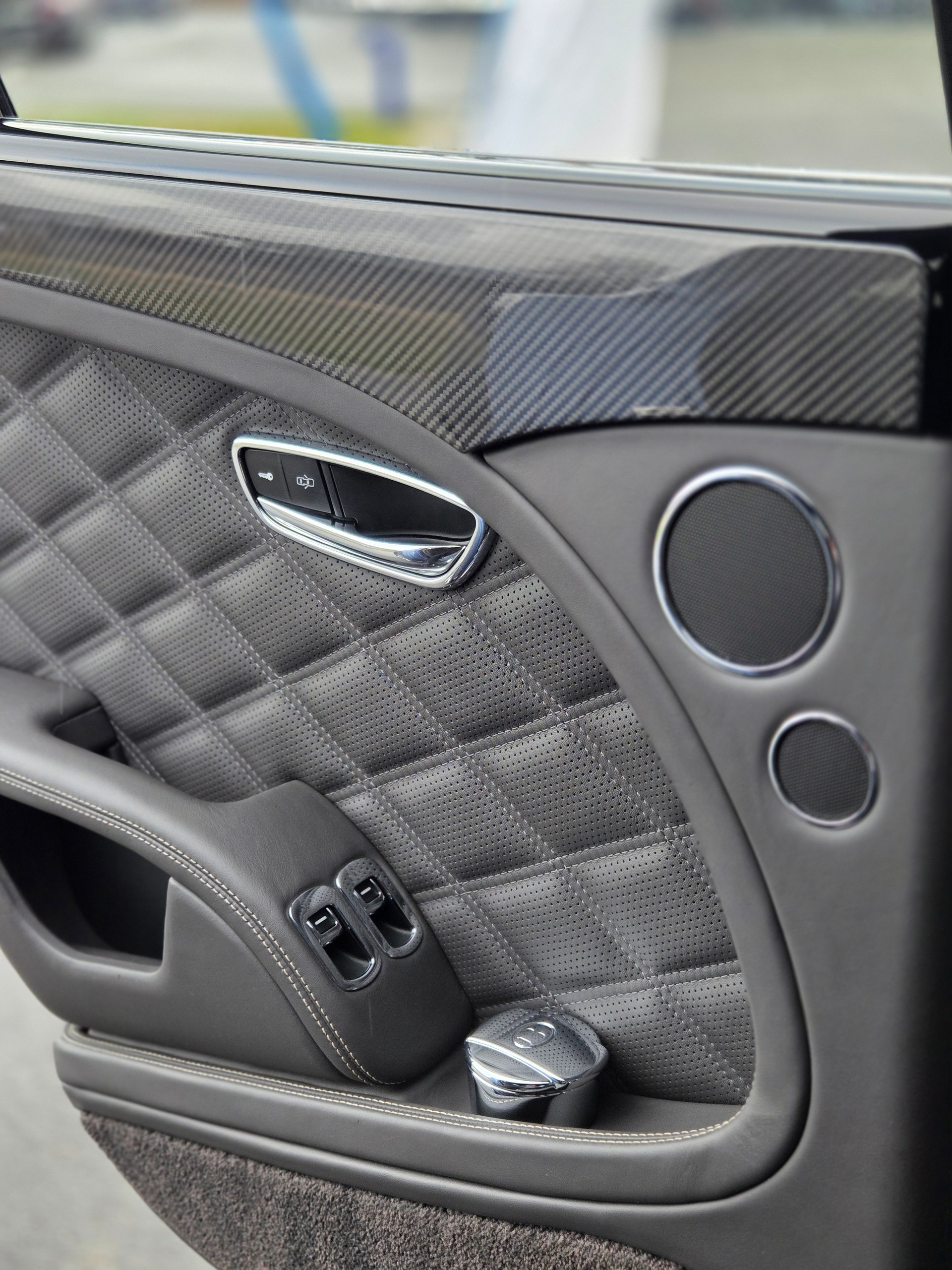 BENTLEY Mulsanne Speed-image-11