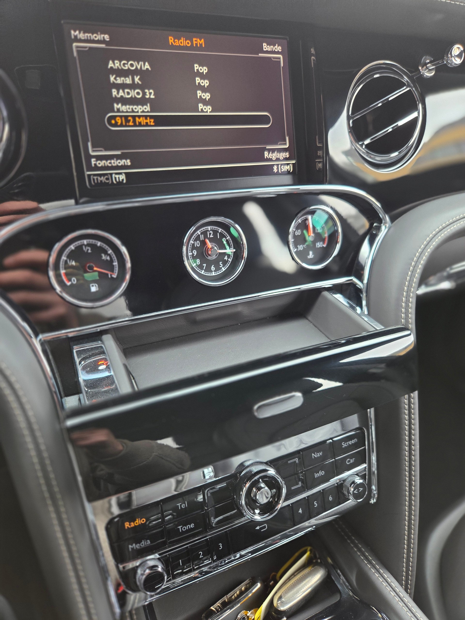 BENTLEY Mulsanne Speed-image-12