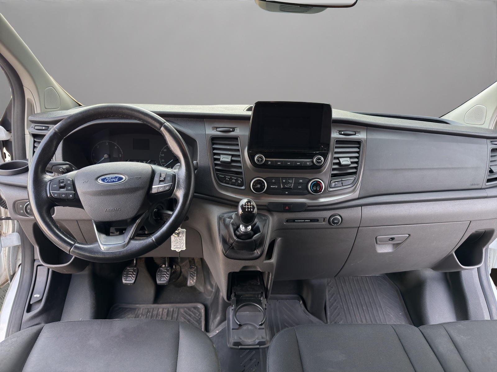 FORD Transit Custom 320 L2H1 Trend-image-13