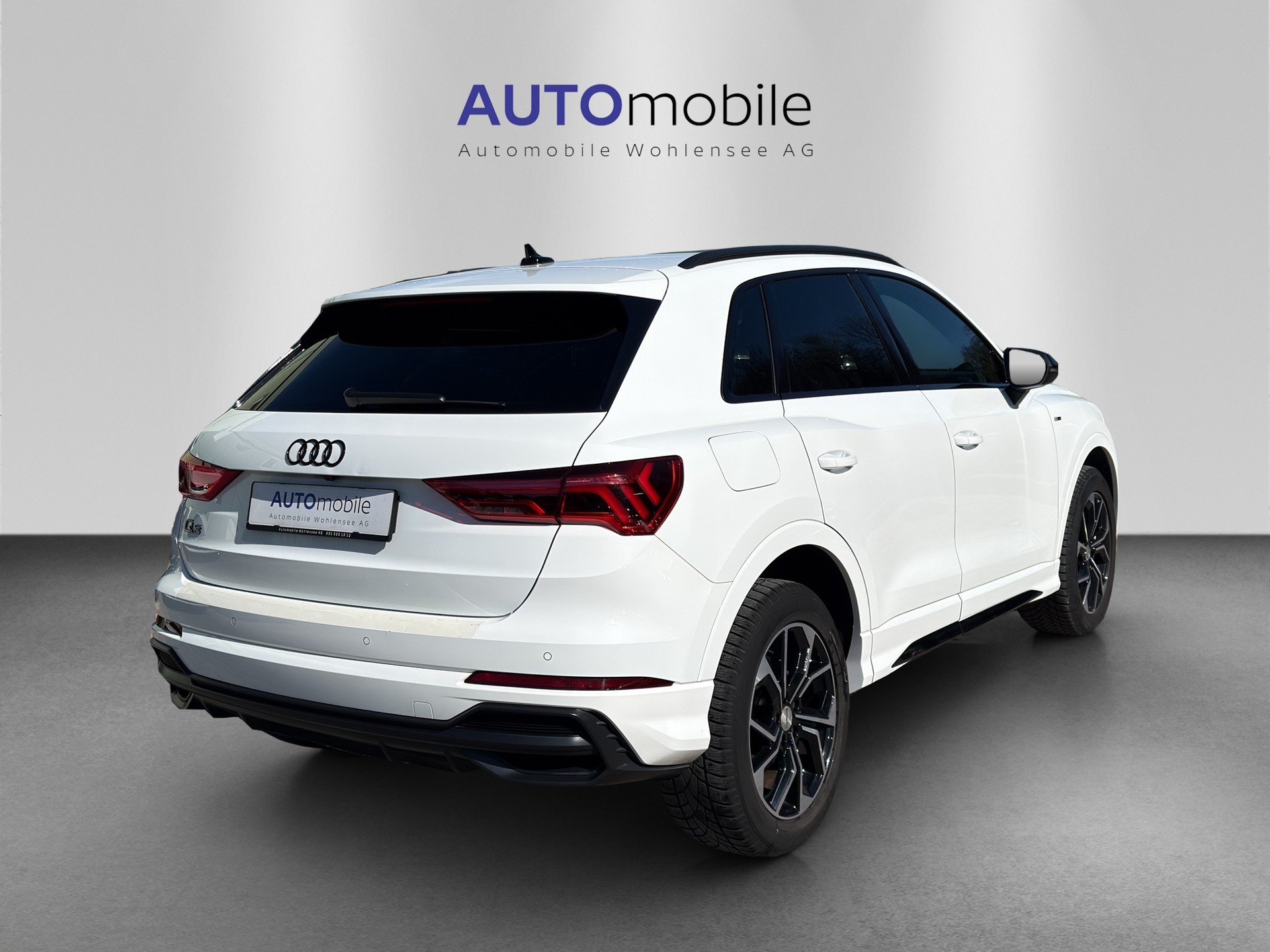 AUDI Q3 45 TFSI e S line Attraction S-tronic-image-4