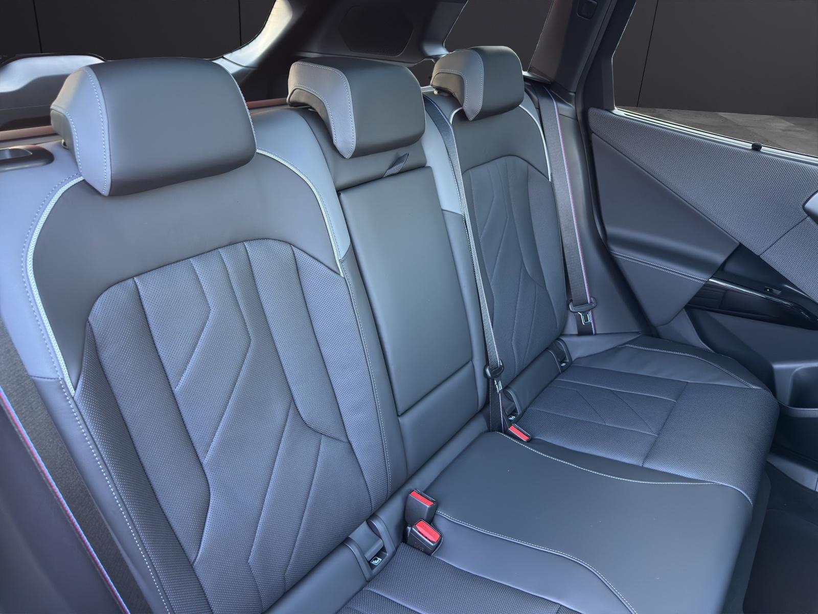 BMW X3 30e xDrive-image-11