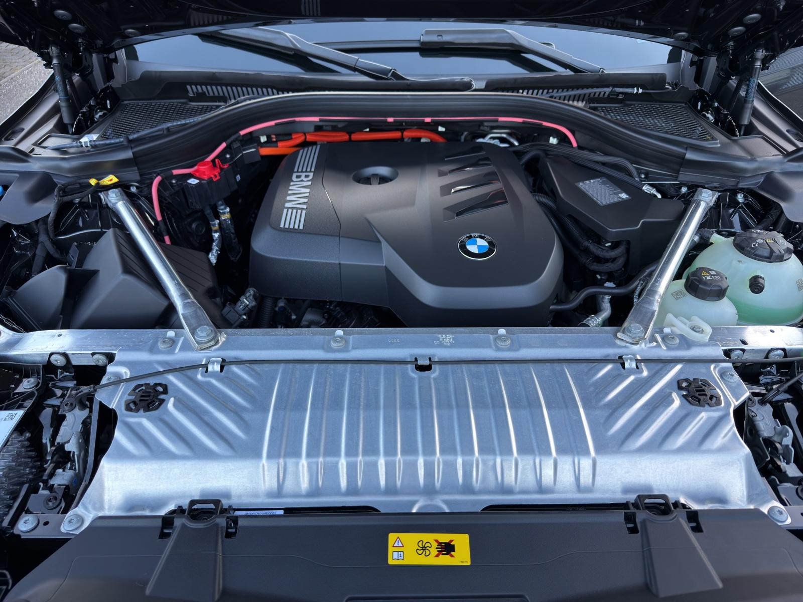 BMW X3 30e xDrive-image-19