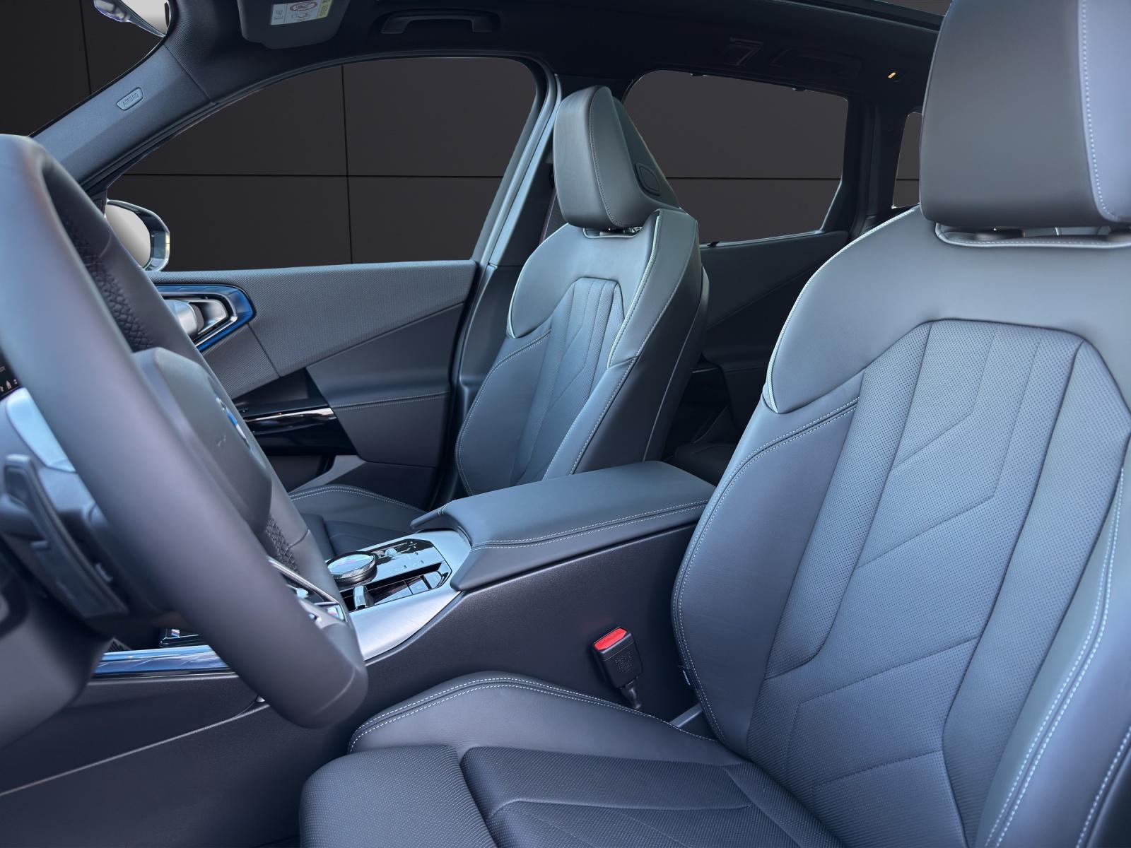 BMW X3 30e xDrive-showroom-element-1