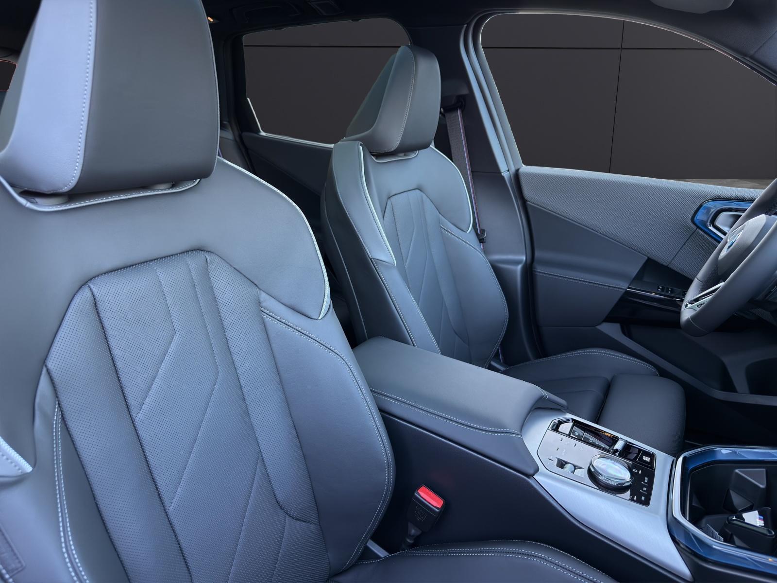BMW X3 30e xDrive-image-10
