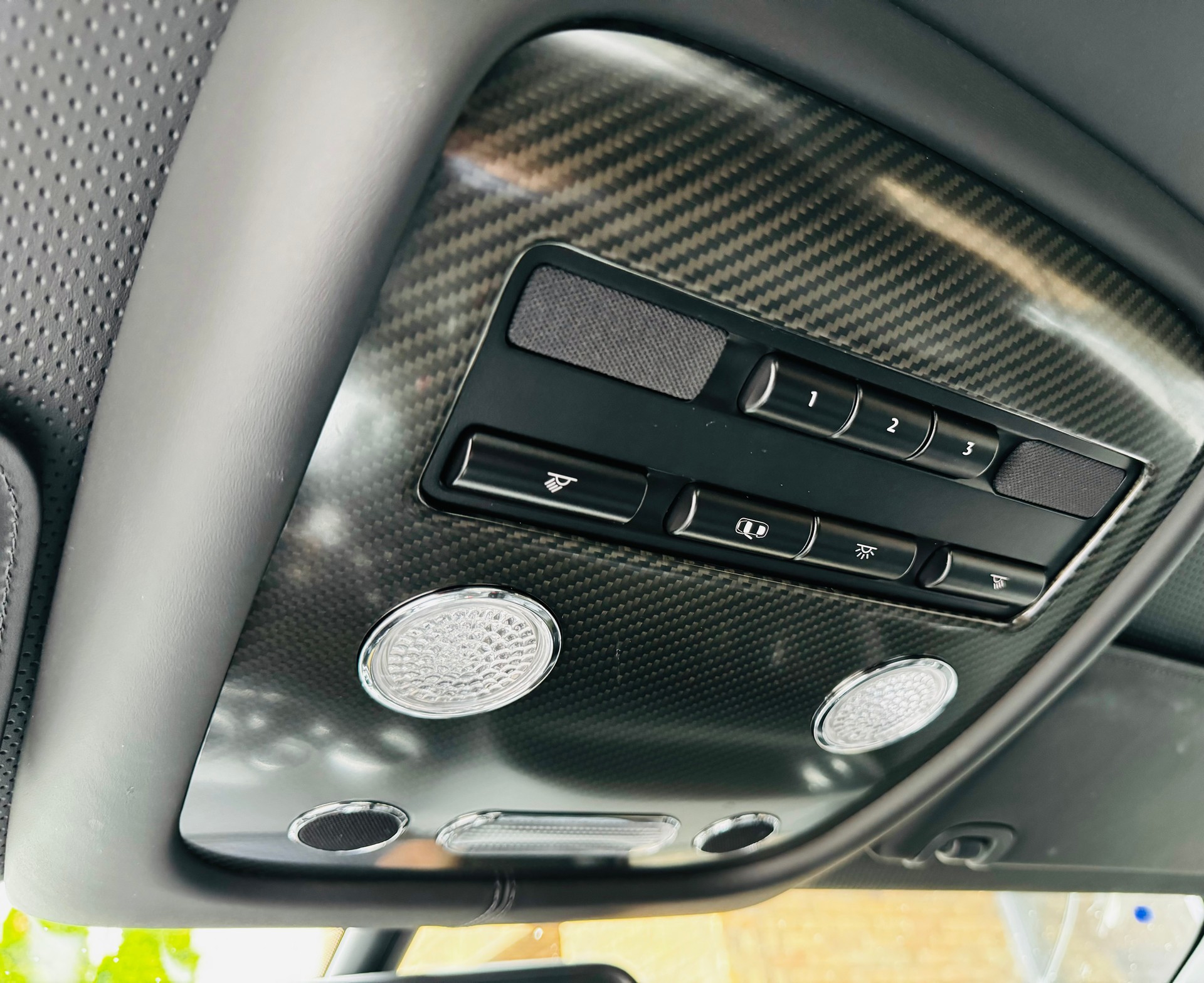 BENTLEY Continental GT 4.0 V8-image-18