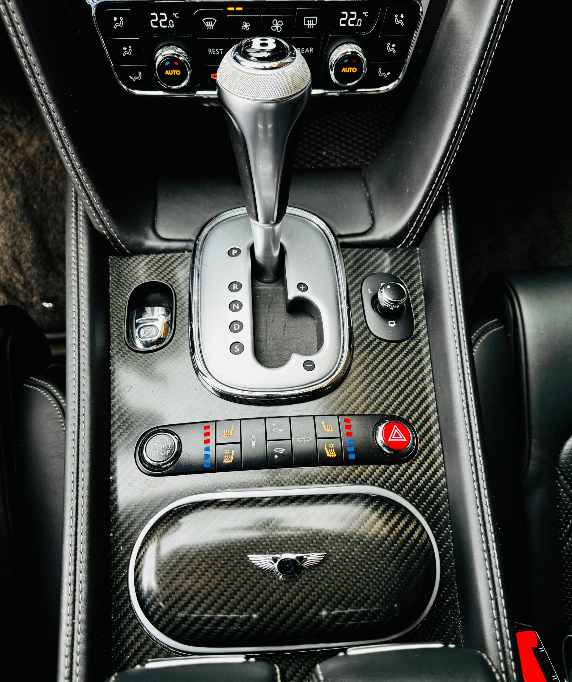 BENTLEY Continental GT 4.0 V8-image-15