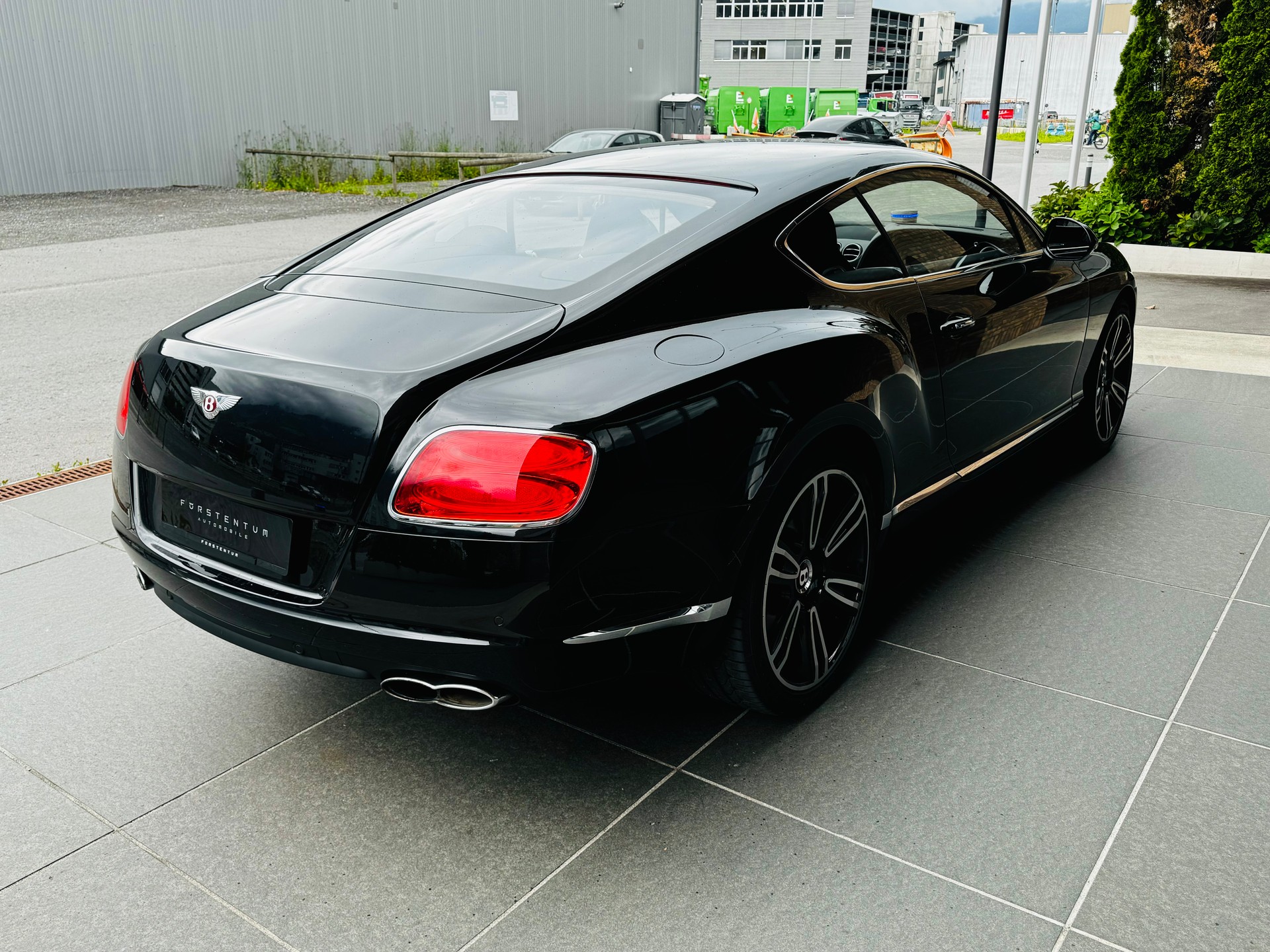 BENTLEY Continental GT 4.0 V8-image-4