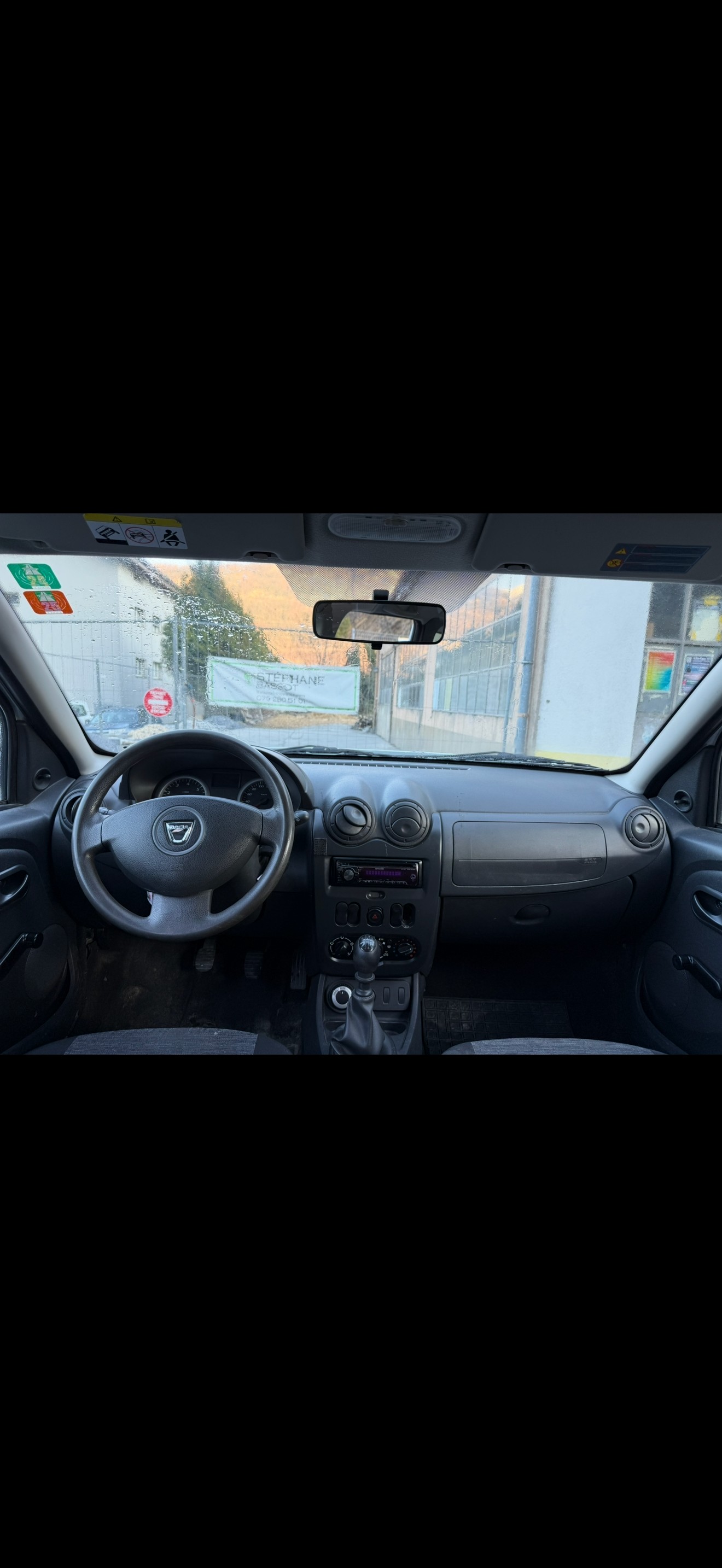 DACIA Duster 1.6 Ambiance 4x4-image-10